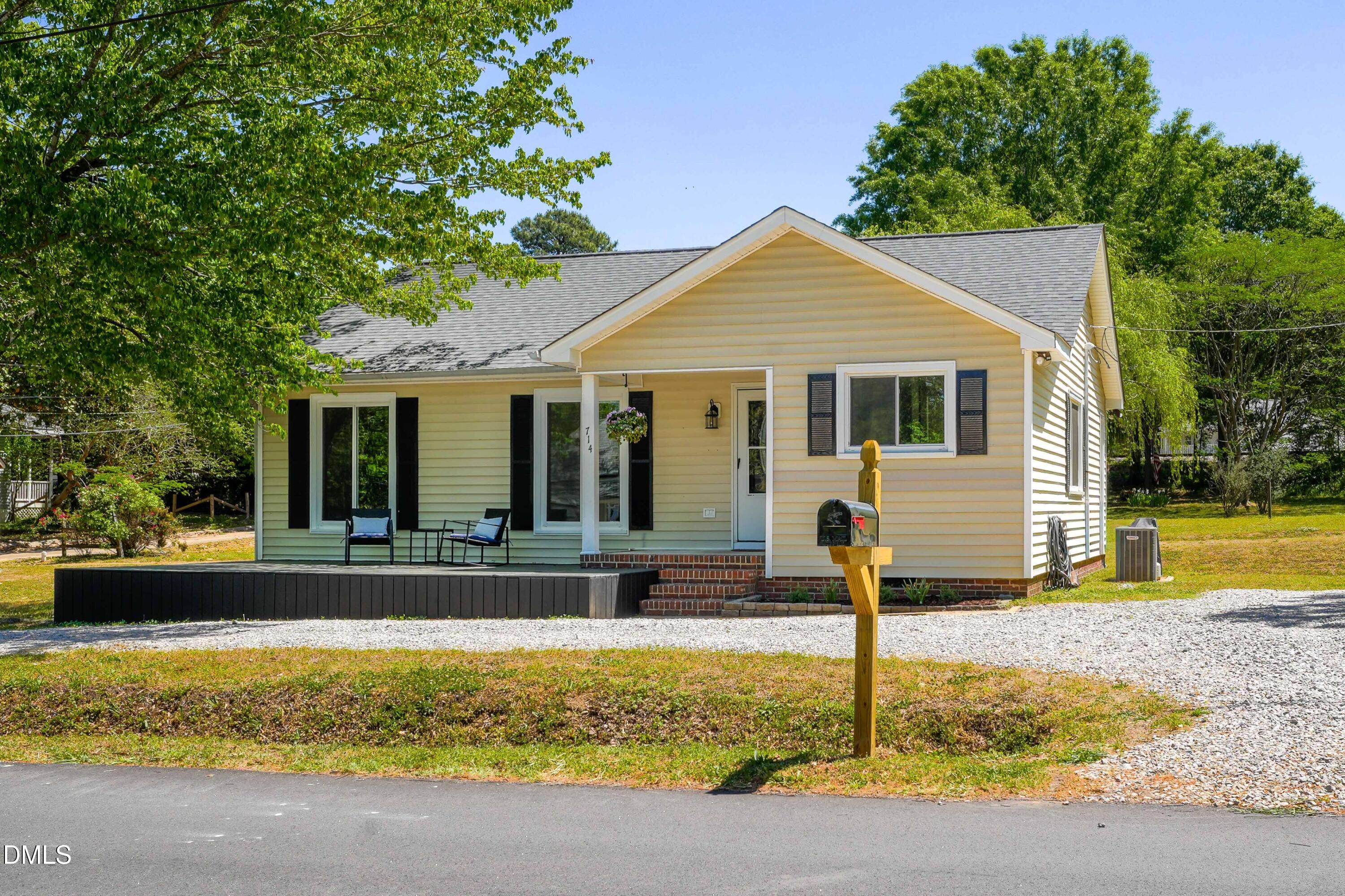 714 Brewer Avenue Property Photo 4