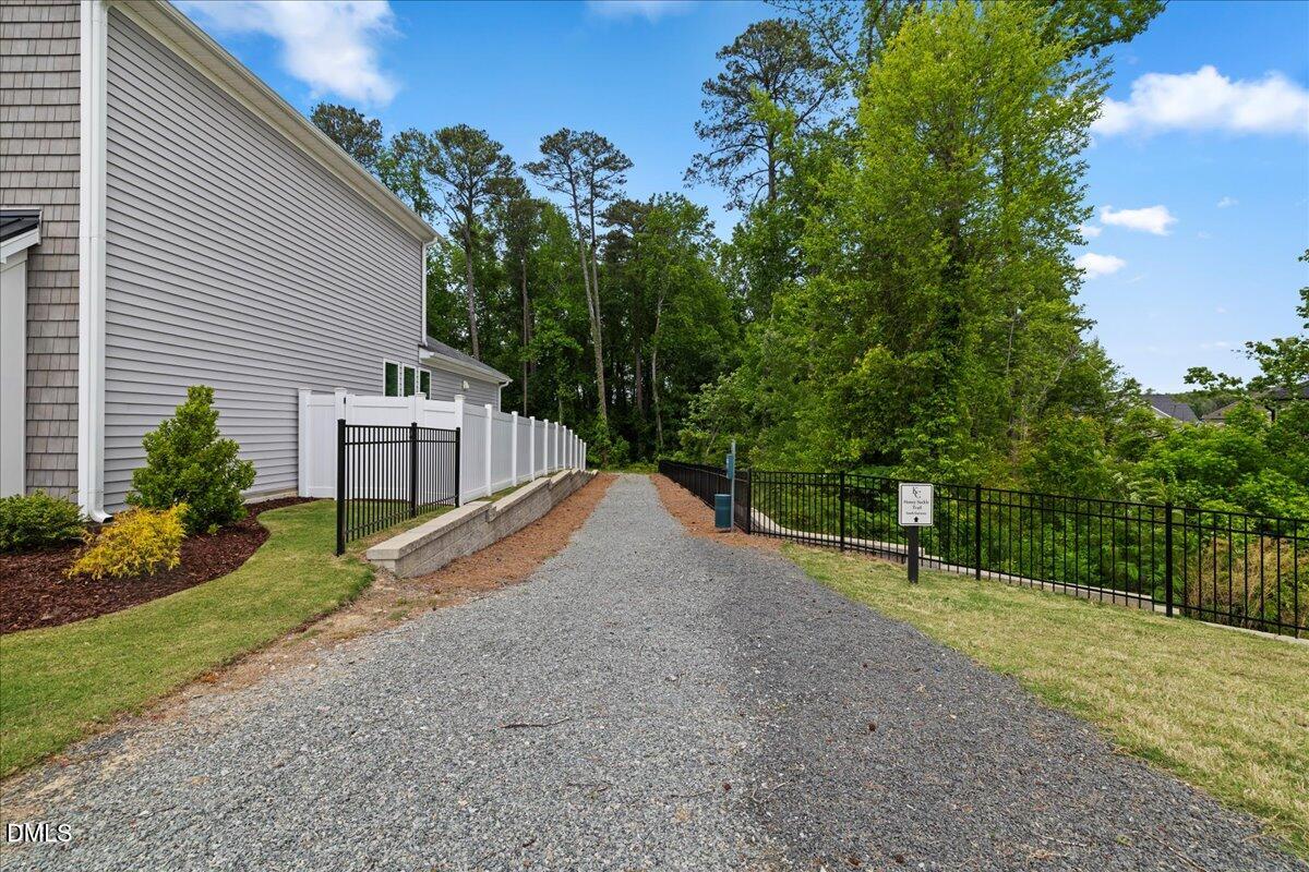 9013 Dupree Meadow Drive Property Photo 35