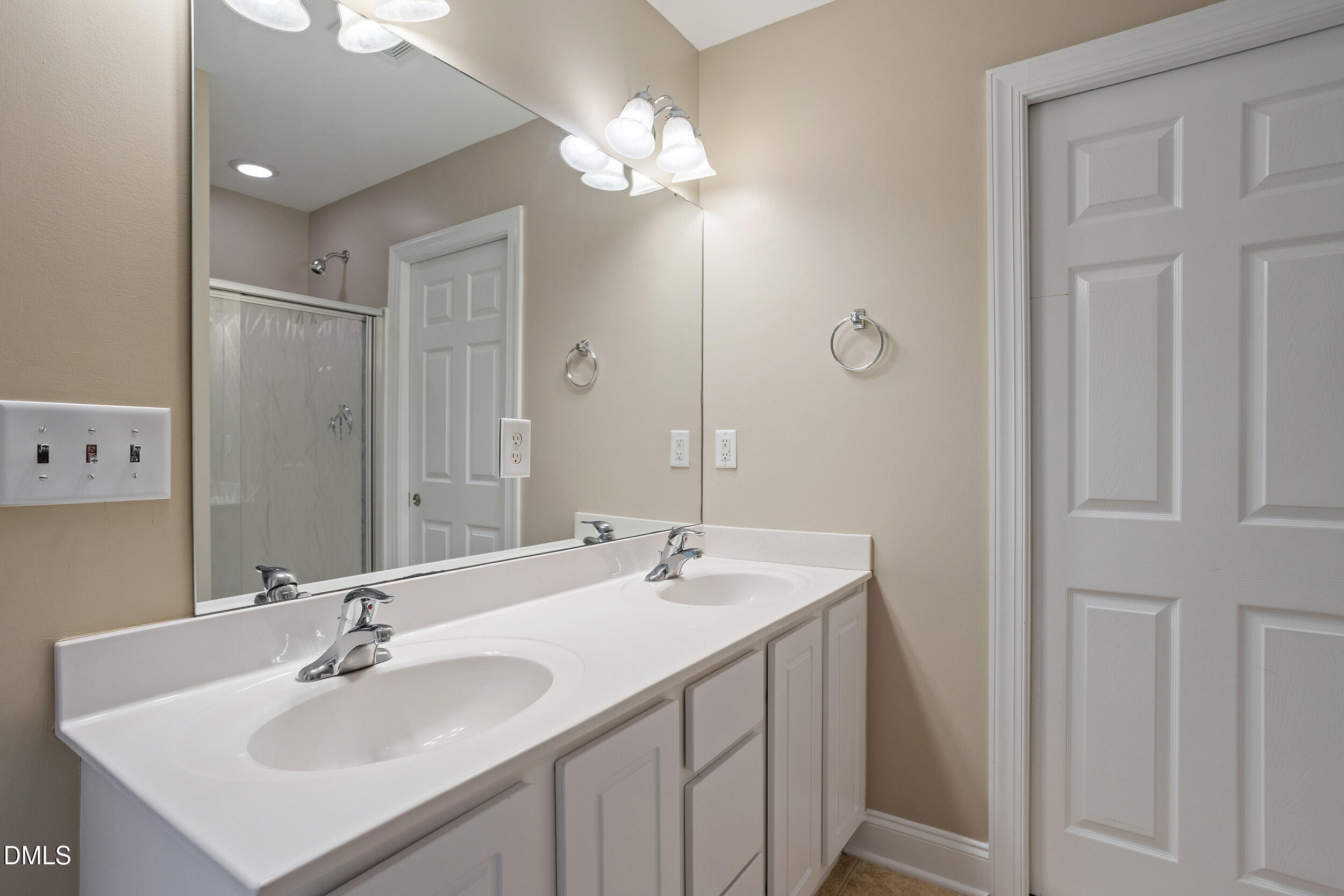 517 Texanna Way Property Photo 28