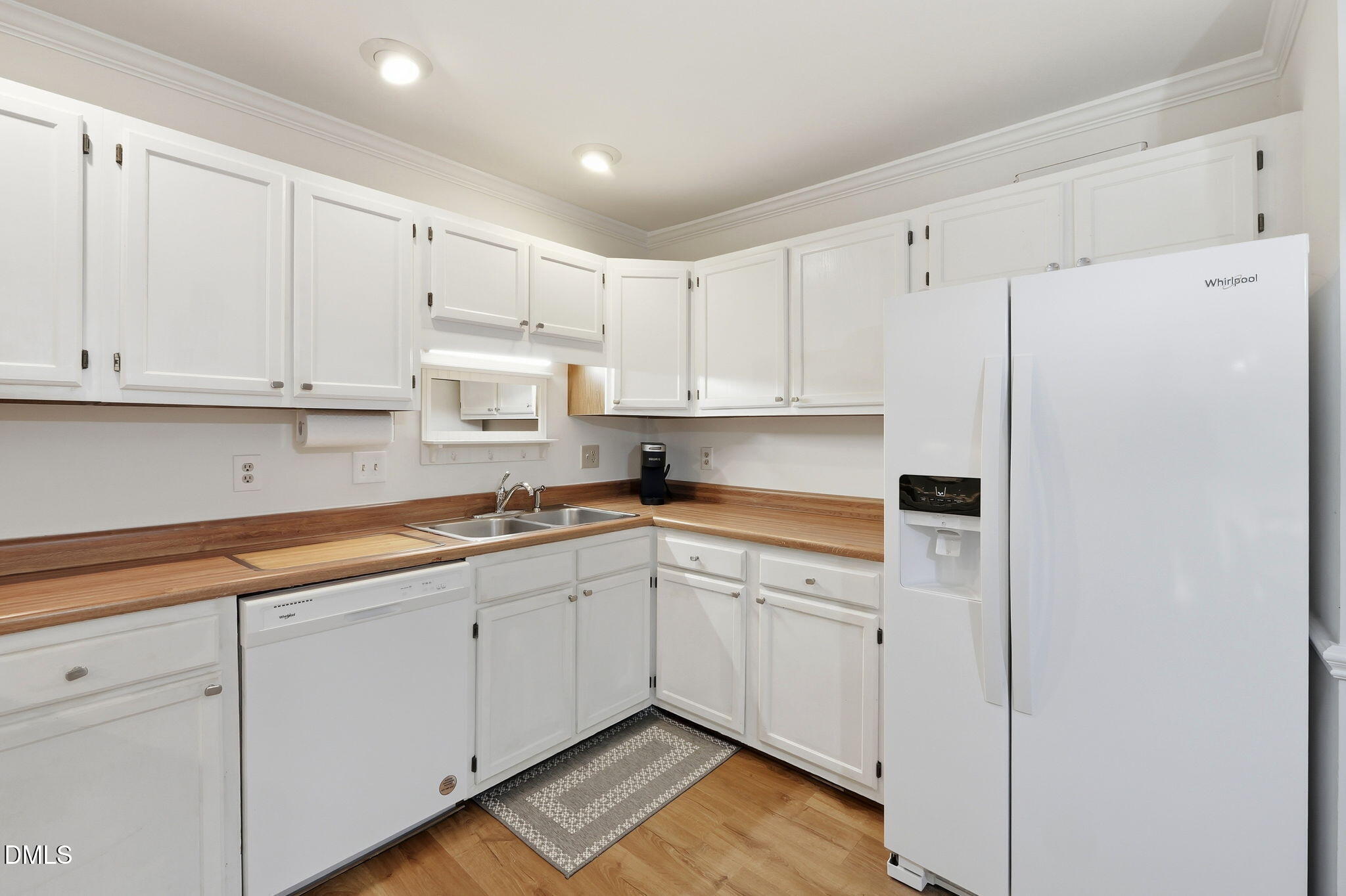 500 Woodcroft Parkway 8a Property Photo 8