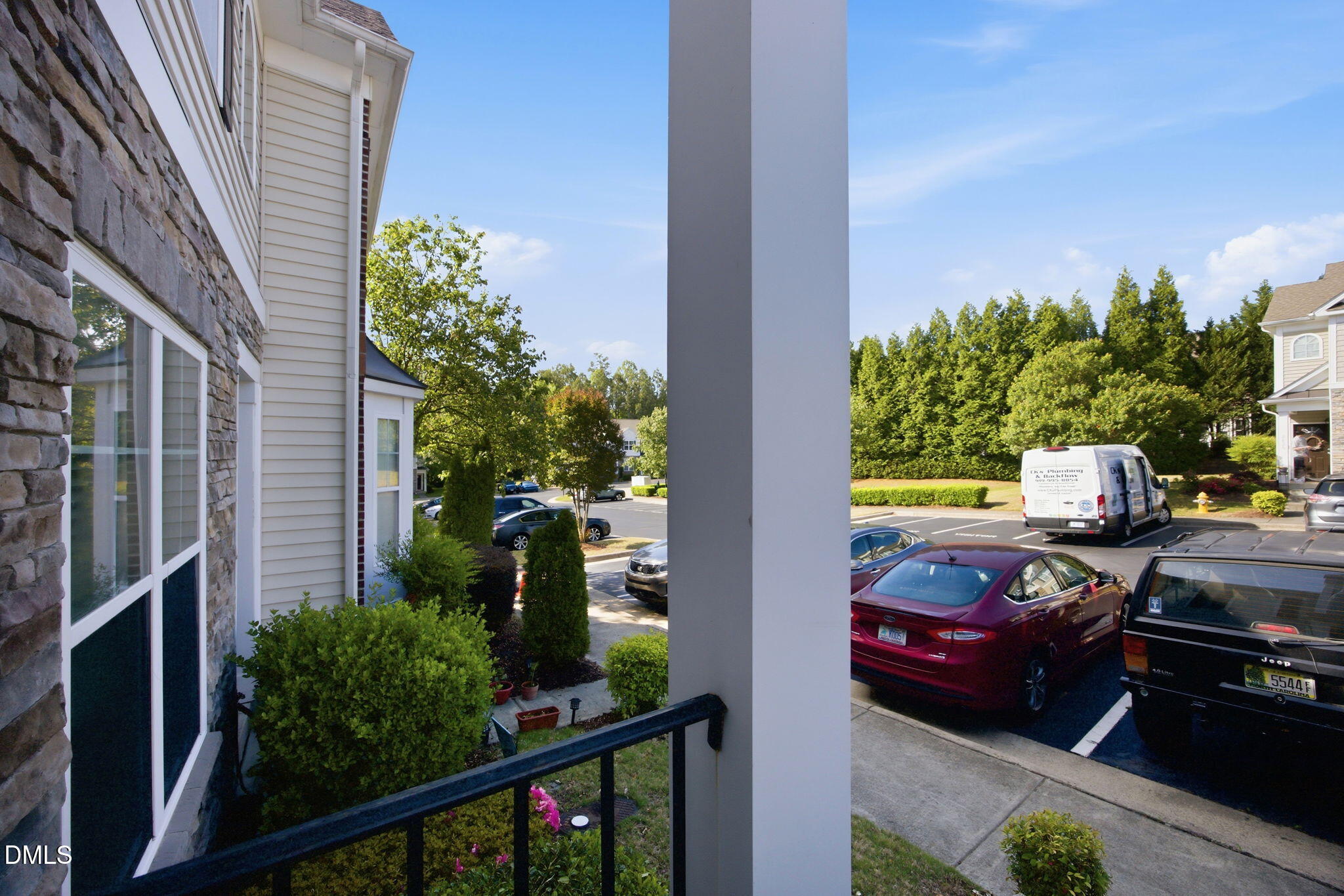 2827 Corbett Grove Drive Property Photo 8