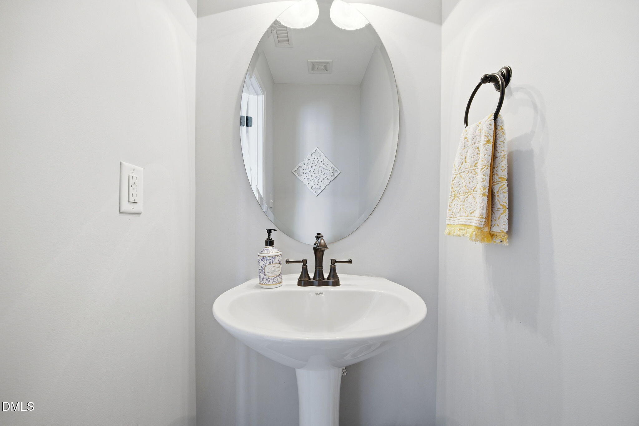 2827 Corbett Grove Drive Property Photo 29