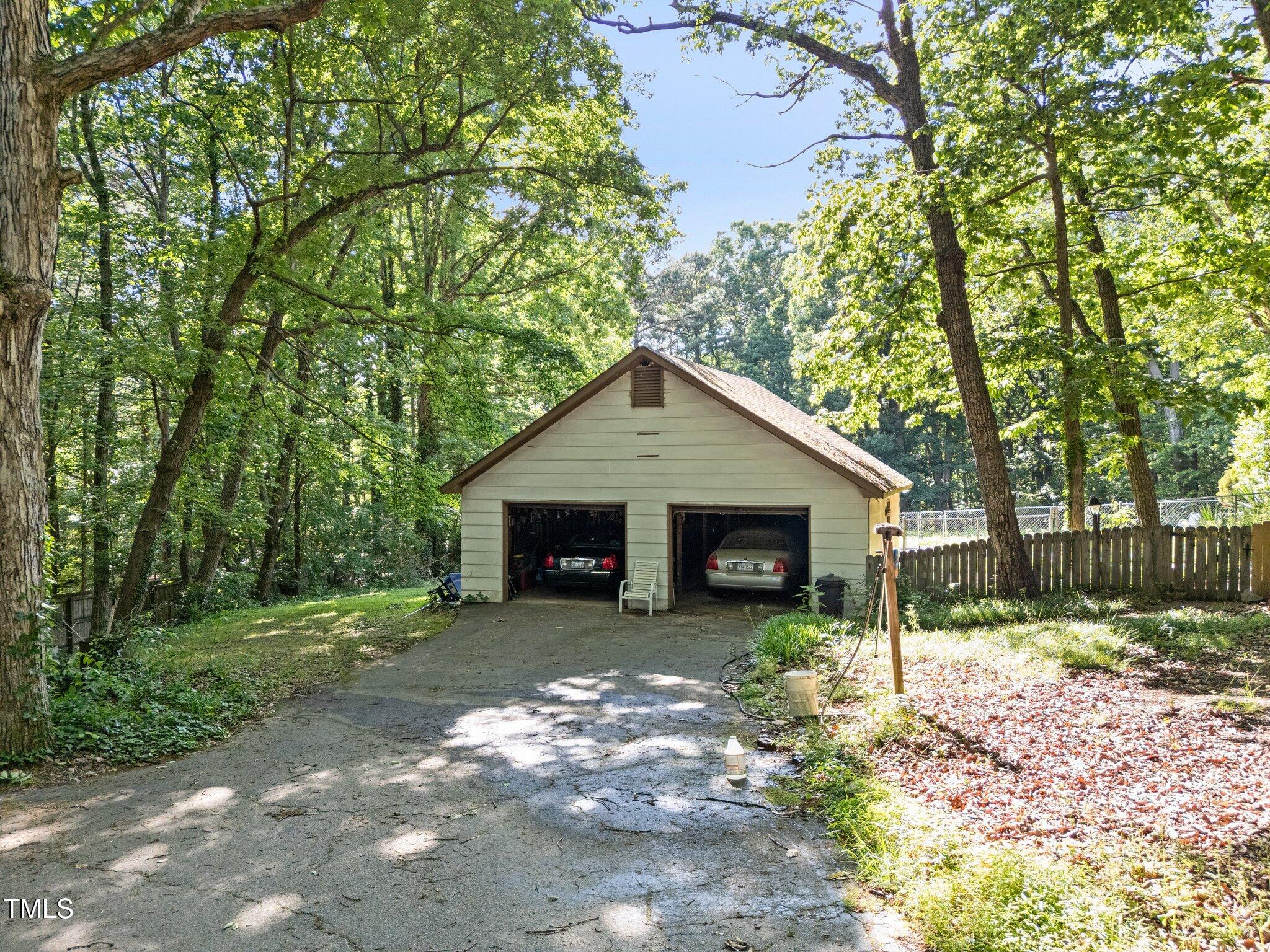 1399 N Harrison Avenue Property Photo 25