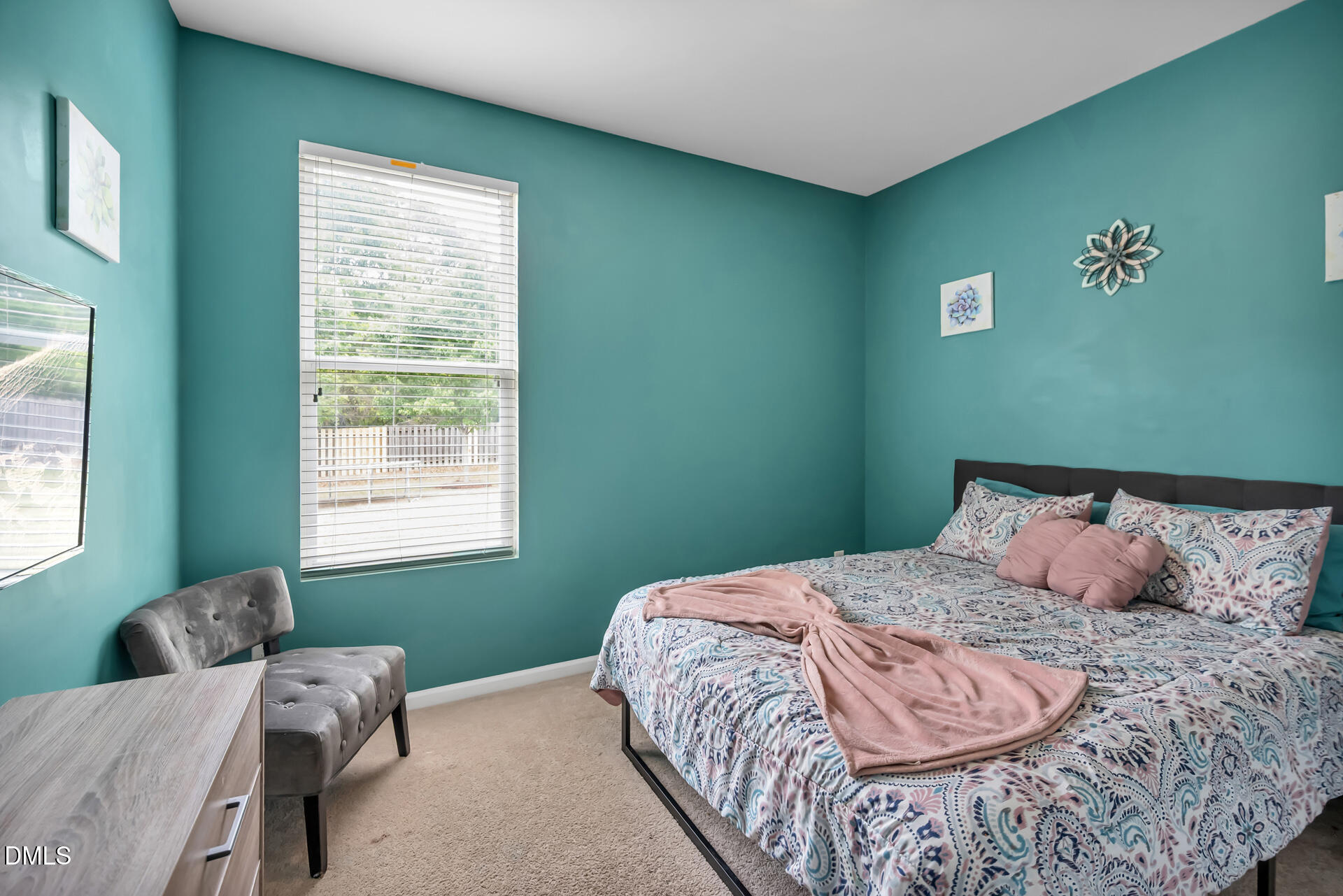 409 Pacific Heights Road Property Photo 12