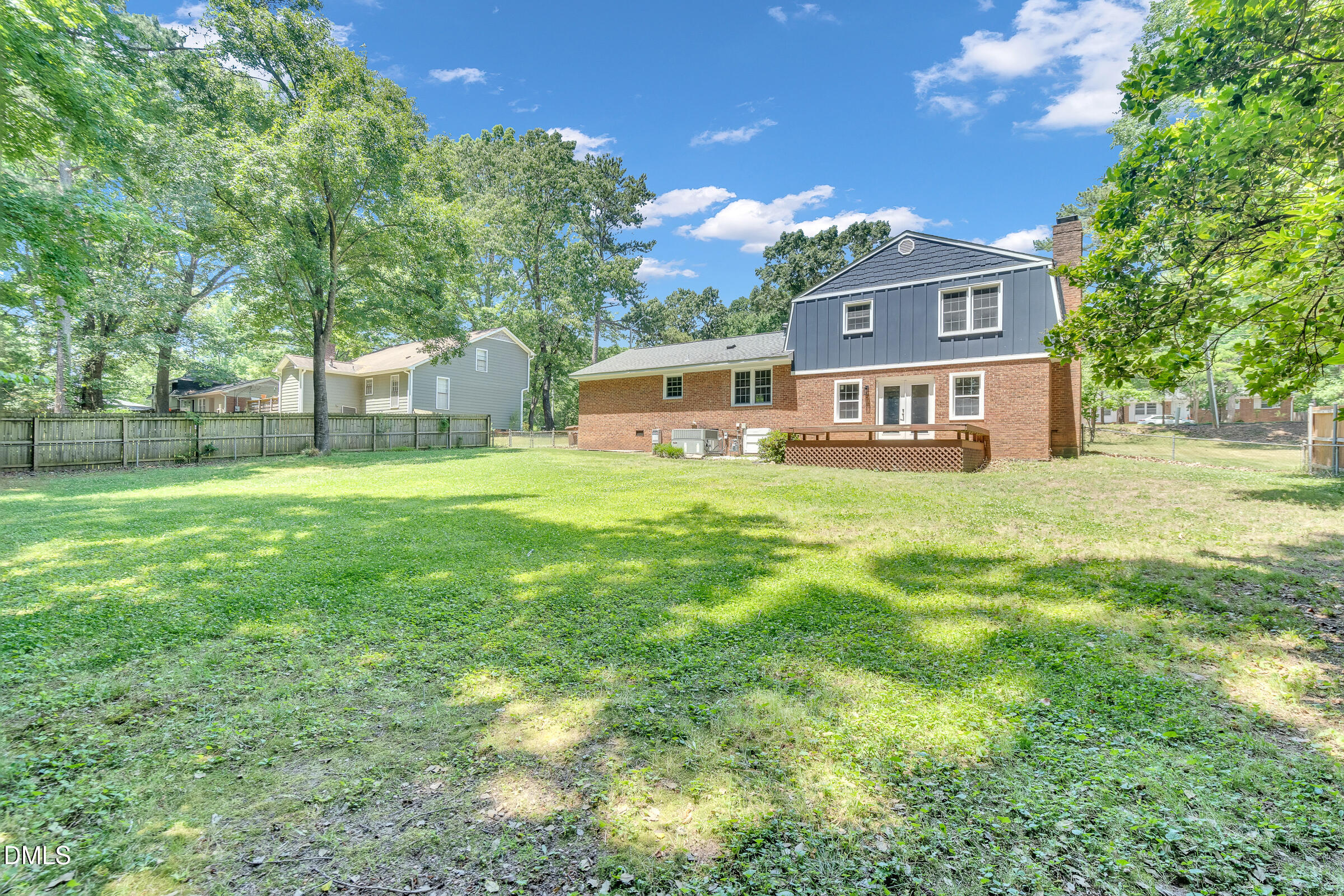 610 Se Maynard Road Property Photo 3