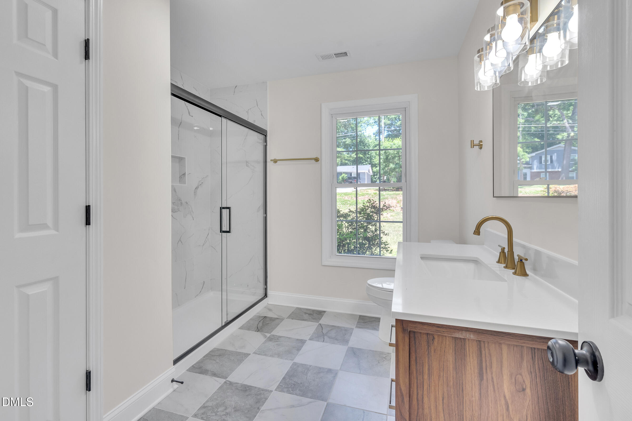 610 Se Maynard Road Property Photo 15