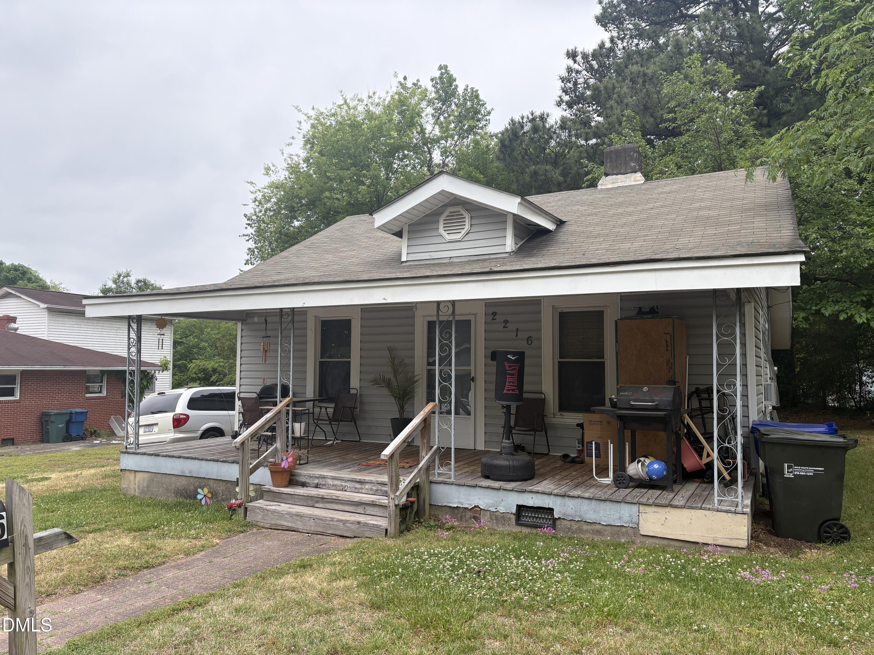 2216 Chautauqua Avenue Property Photo 2