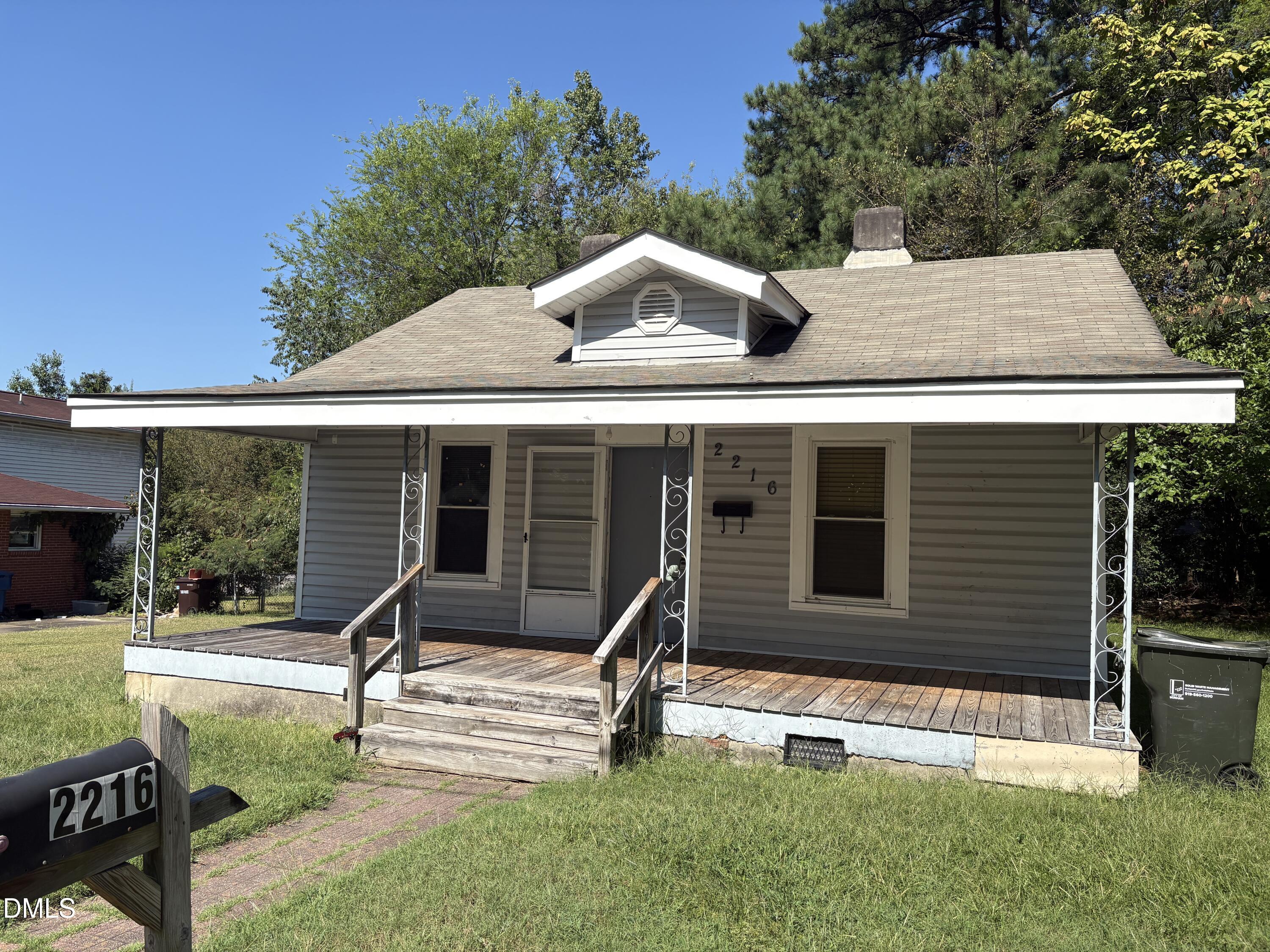 2216 Chautauqua Avenue Property Photo 2