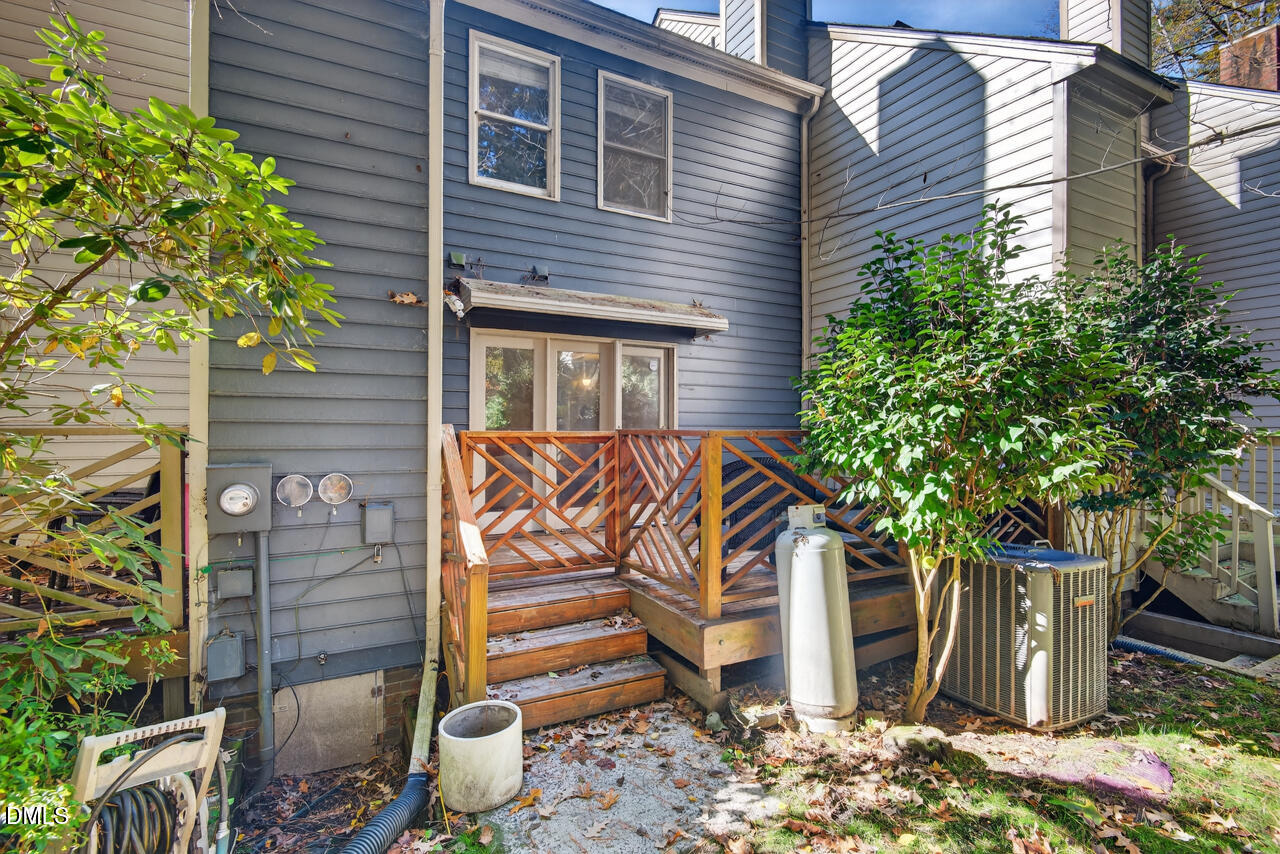 3311 Coachmans Way Property Photo 16