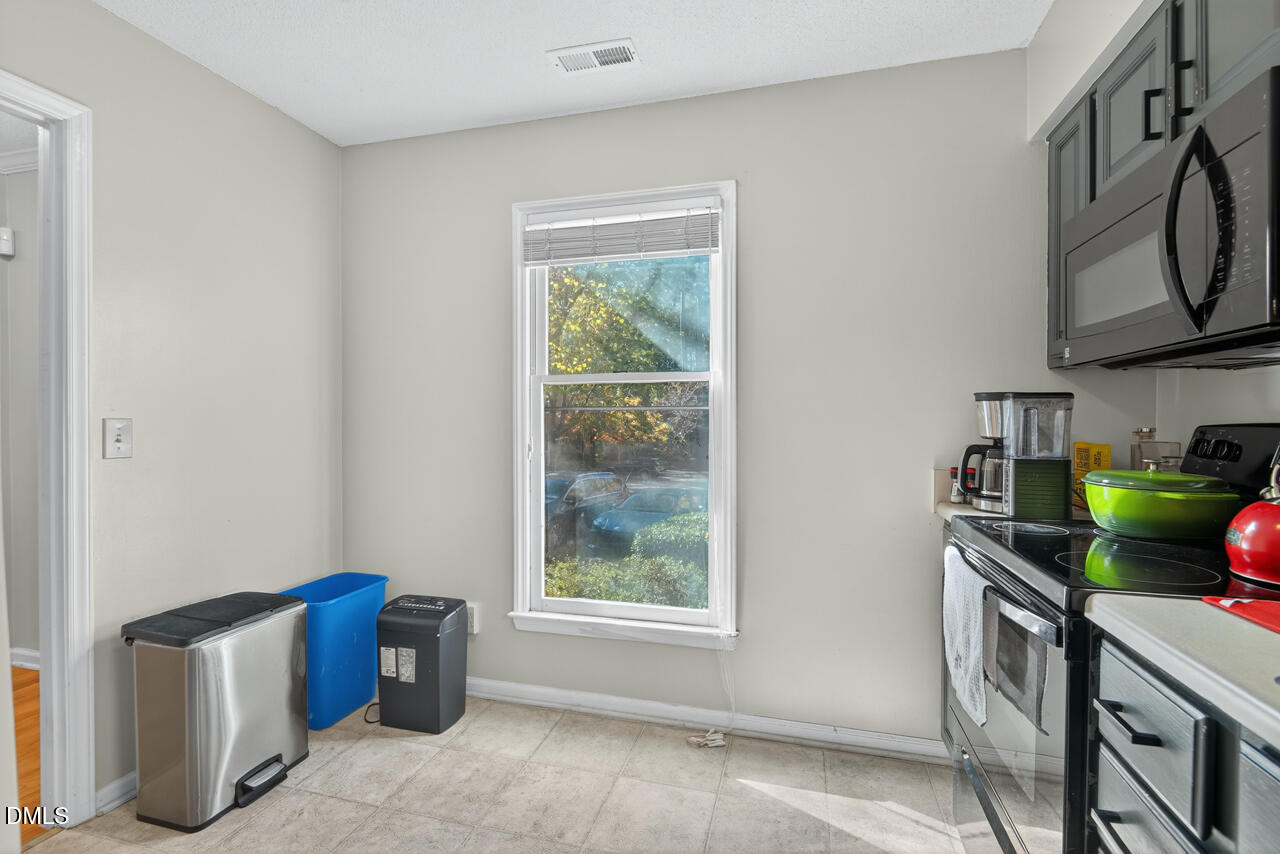 3311 Coachmans Way Property Photo 23