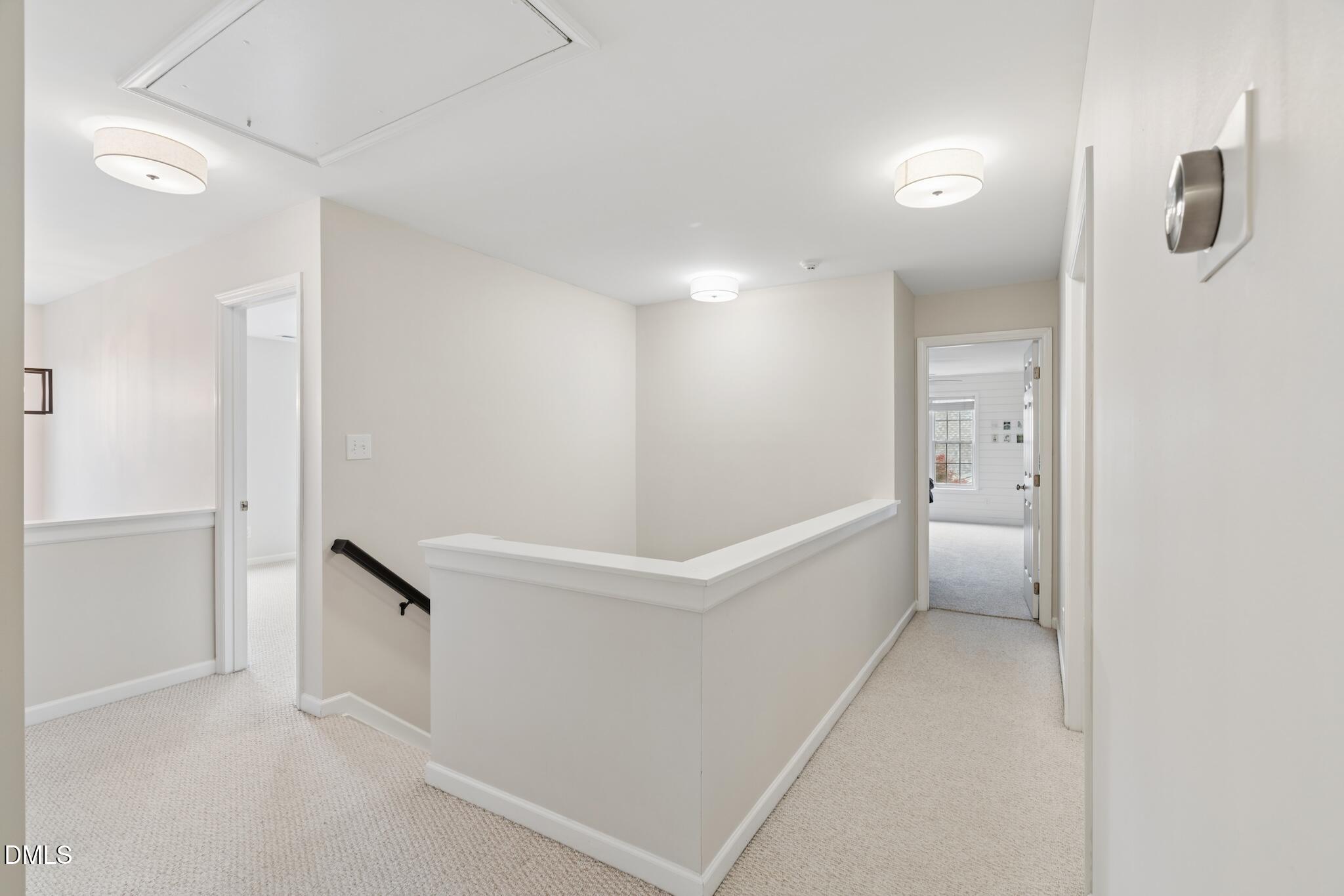 102 Dumont Court Property Photo 34
