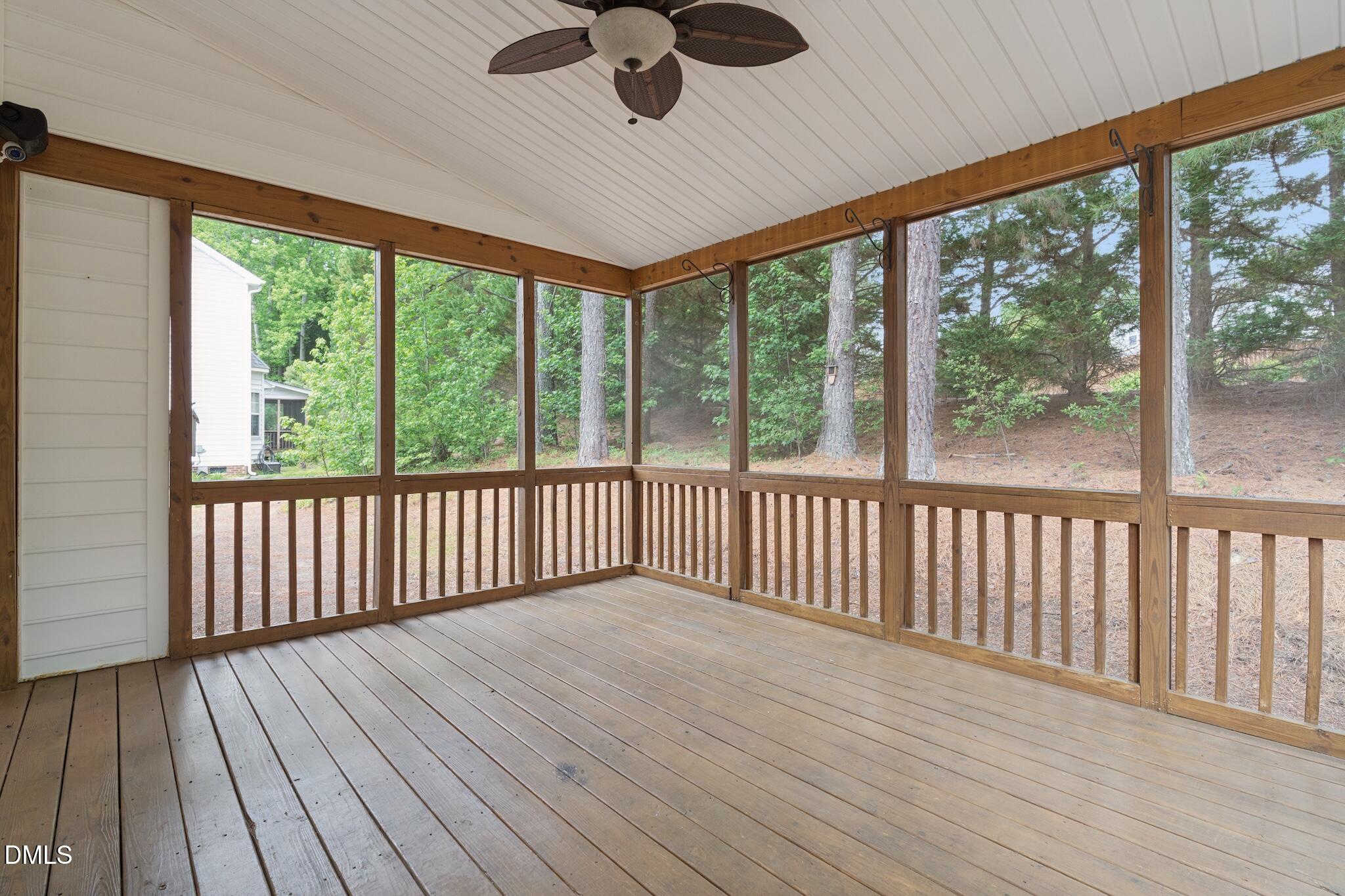 102 Dumont Court Property Photo 45