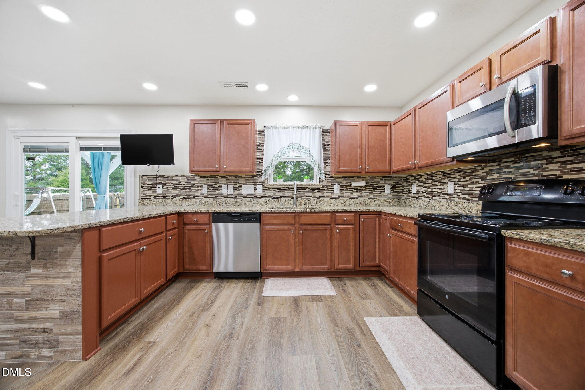 709 Tannerwell Avenue Property Photo 17