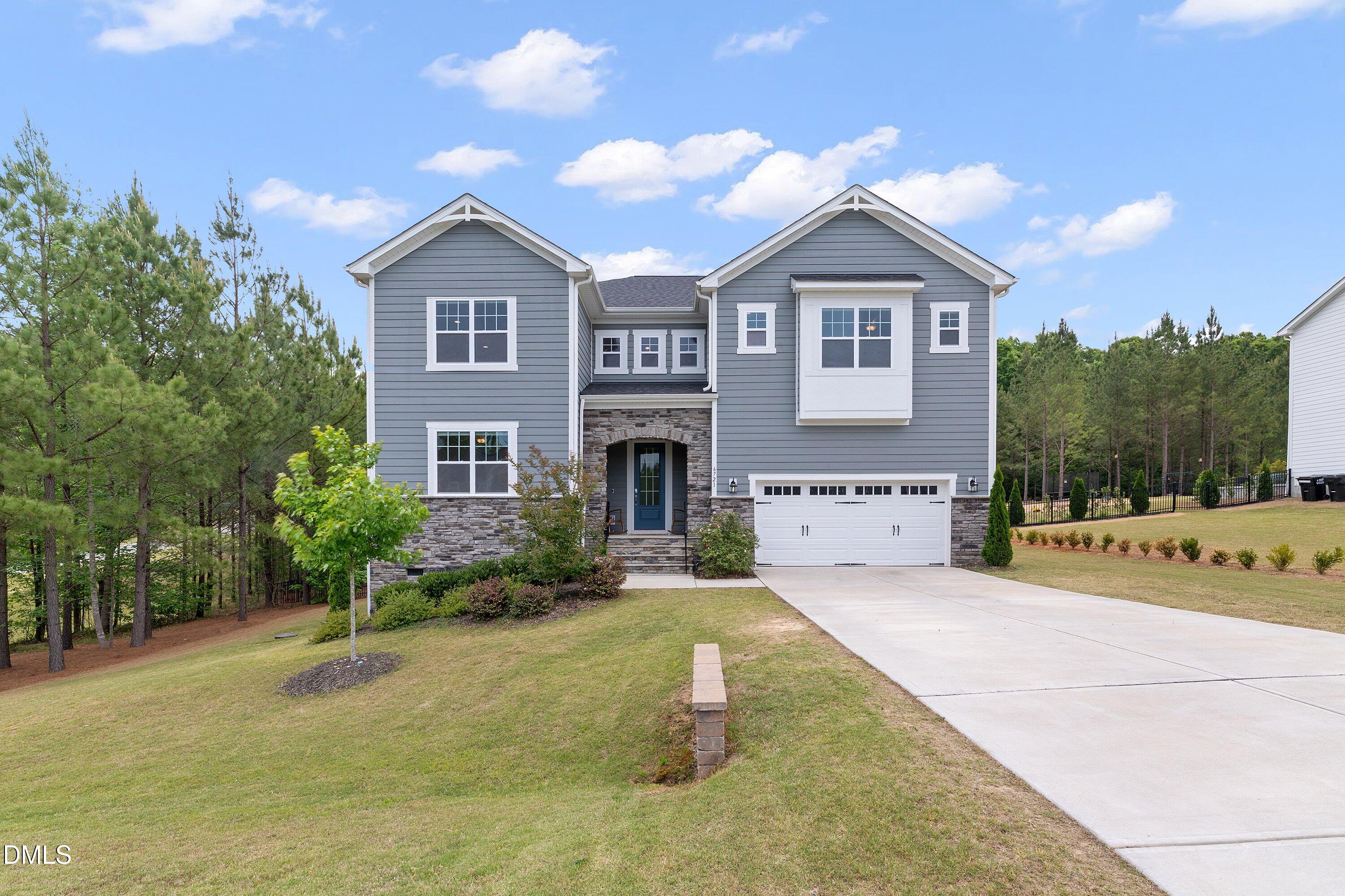6721 Winter Garden Way Property Photo 3