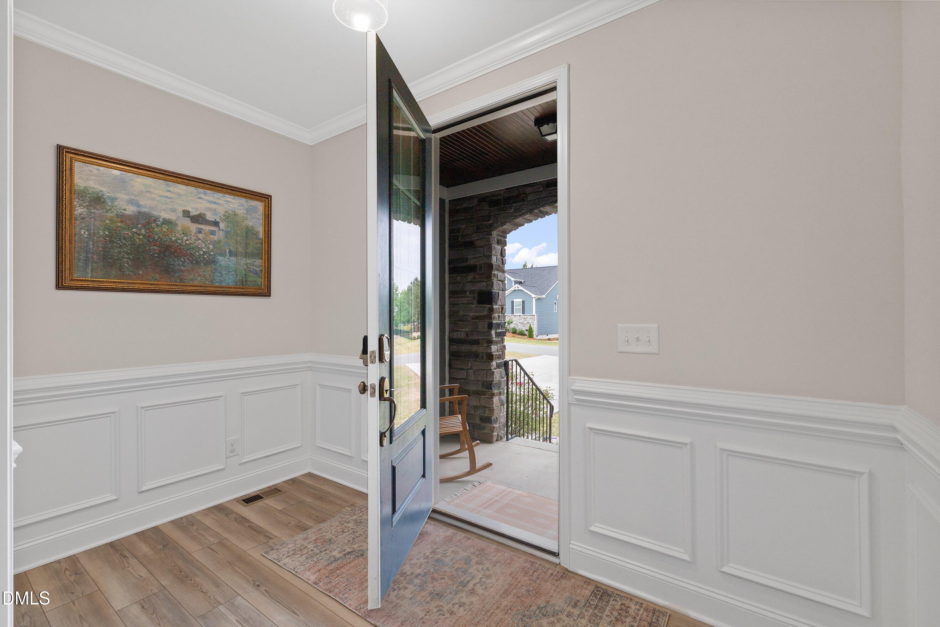 6721 Winter Garden Way Property Photo 4