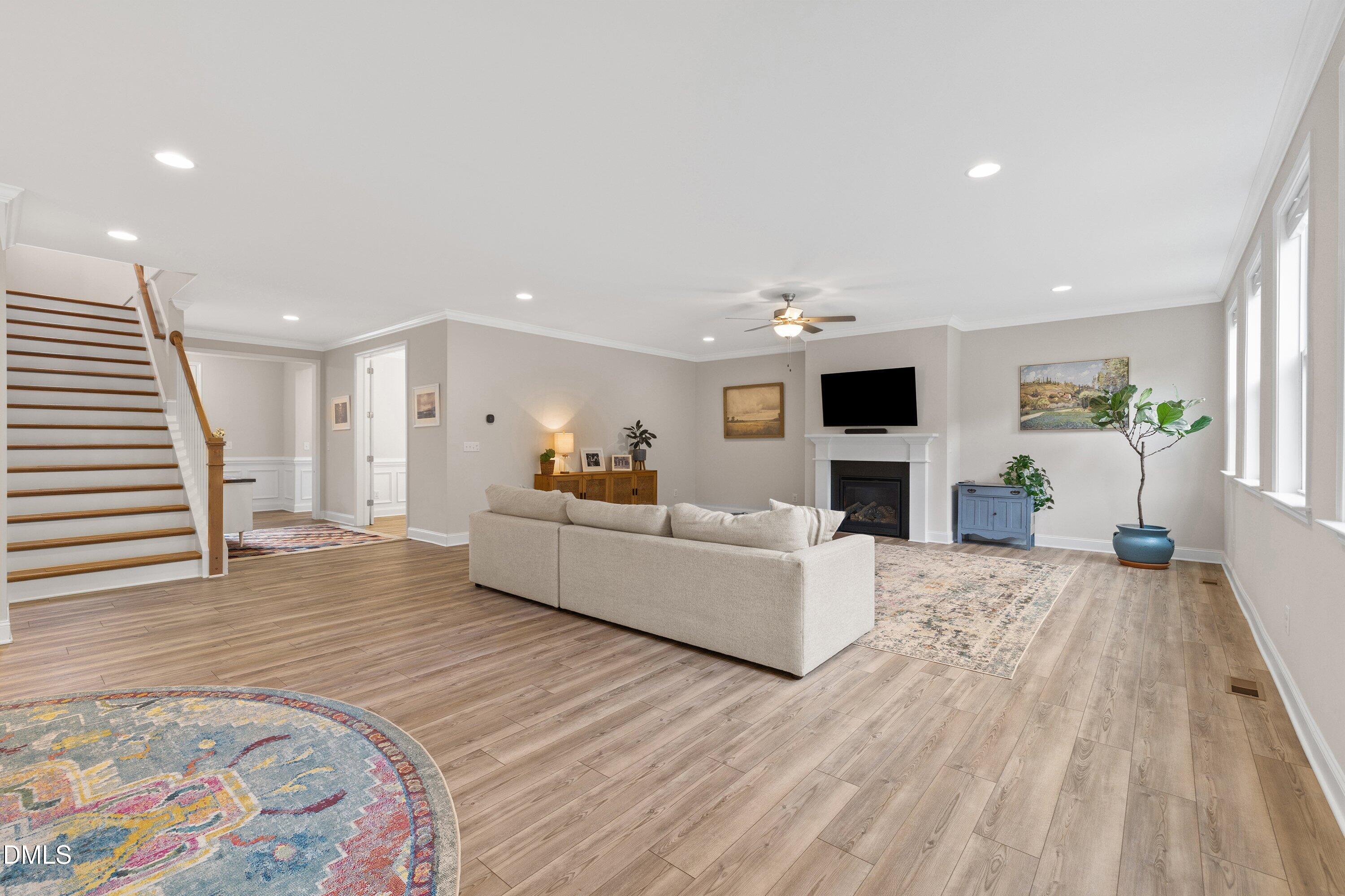 6721 Winter Garden Way Property Photo 11