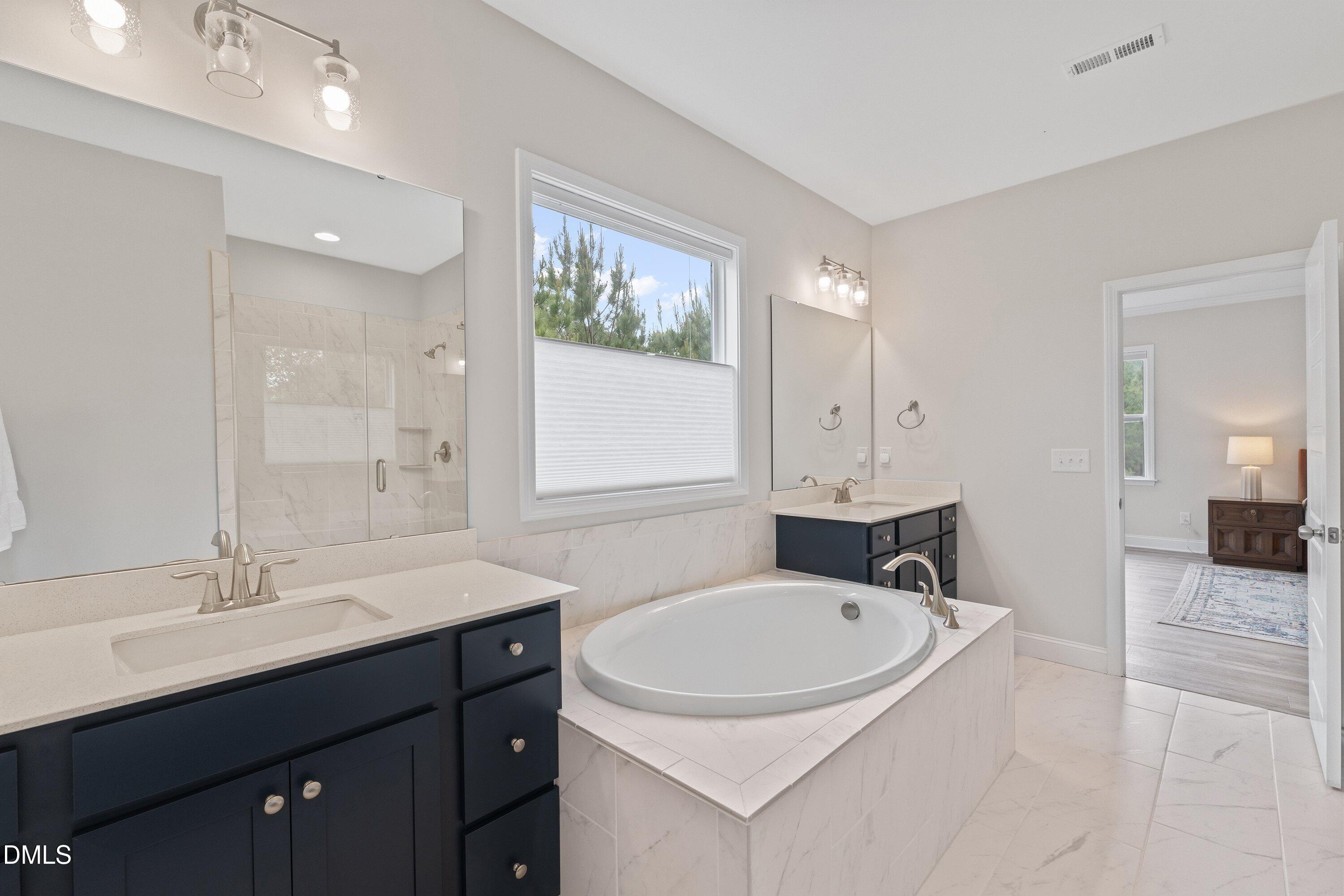 6721 Winter Garden Way Property Photo 44