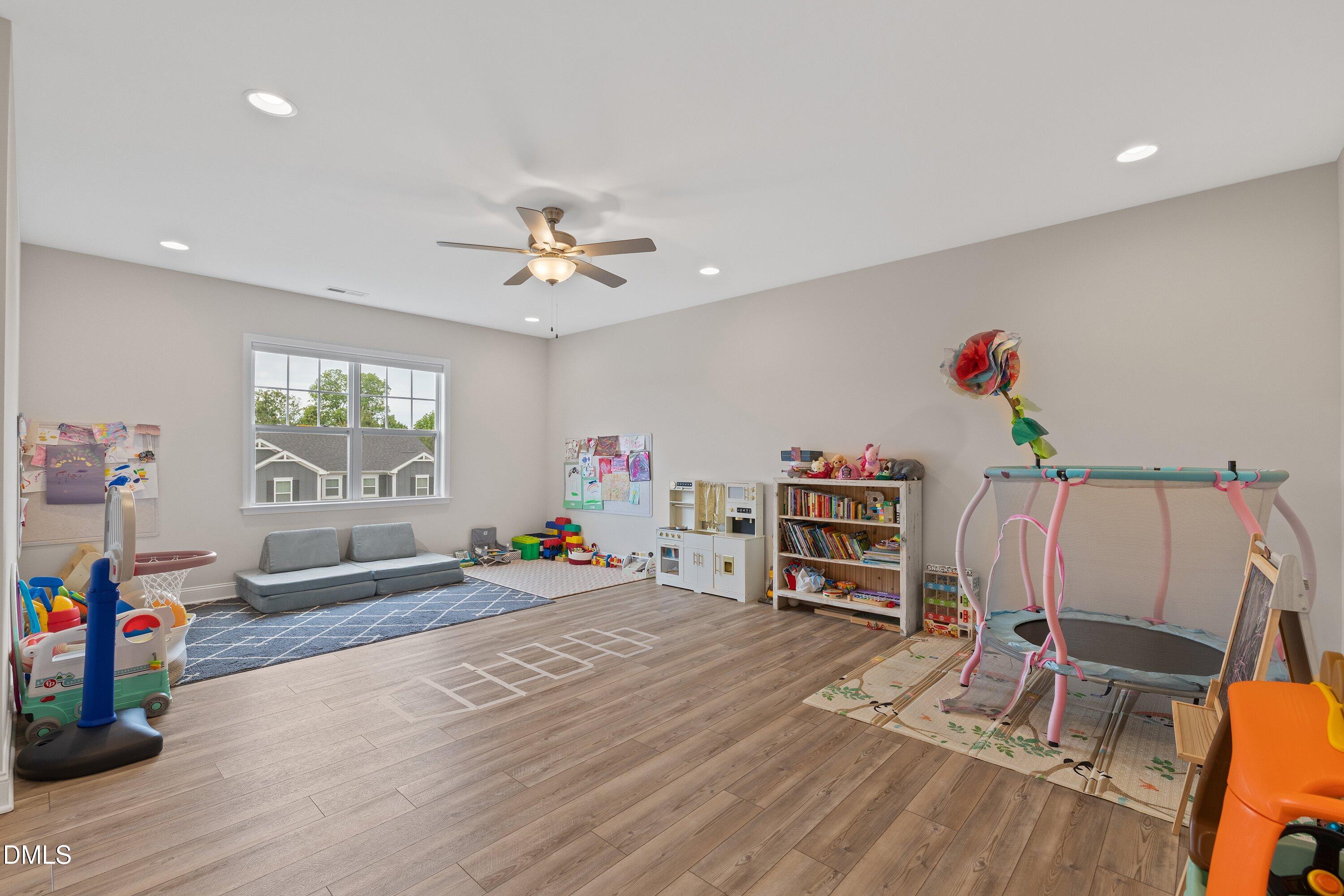 6721 Winter Garden Way Property Photo 56