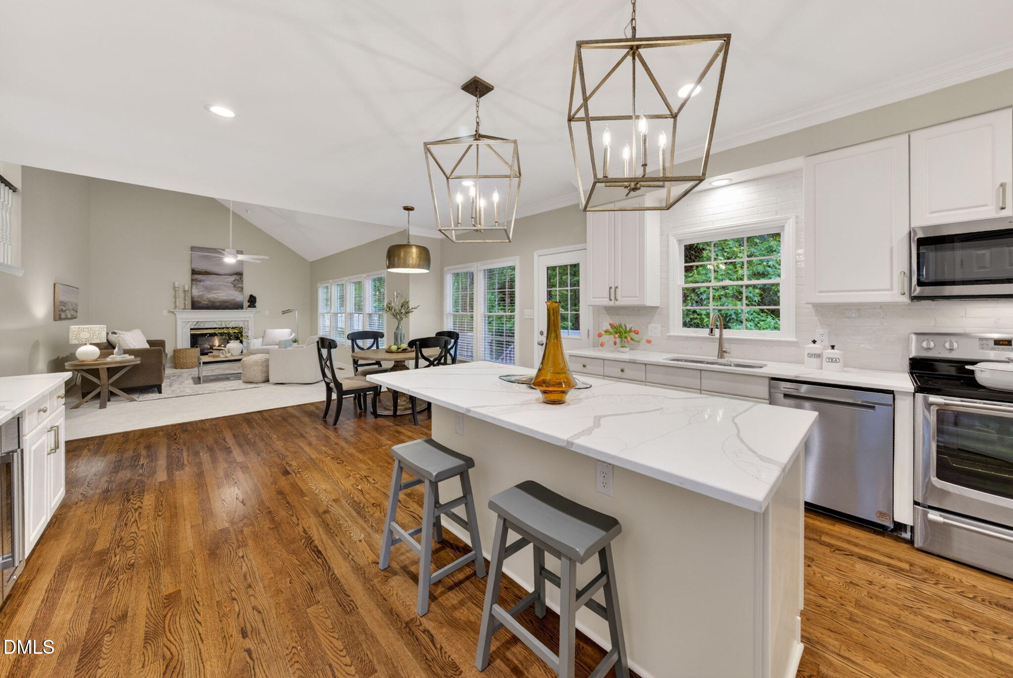 8104 Knebworth Court Property Photo 6