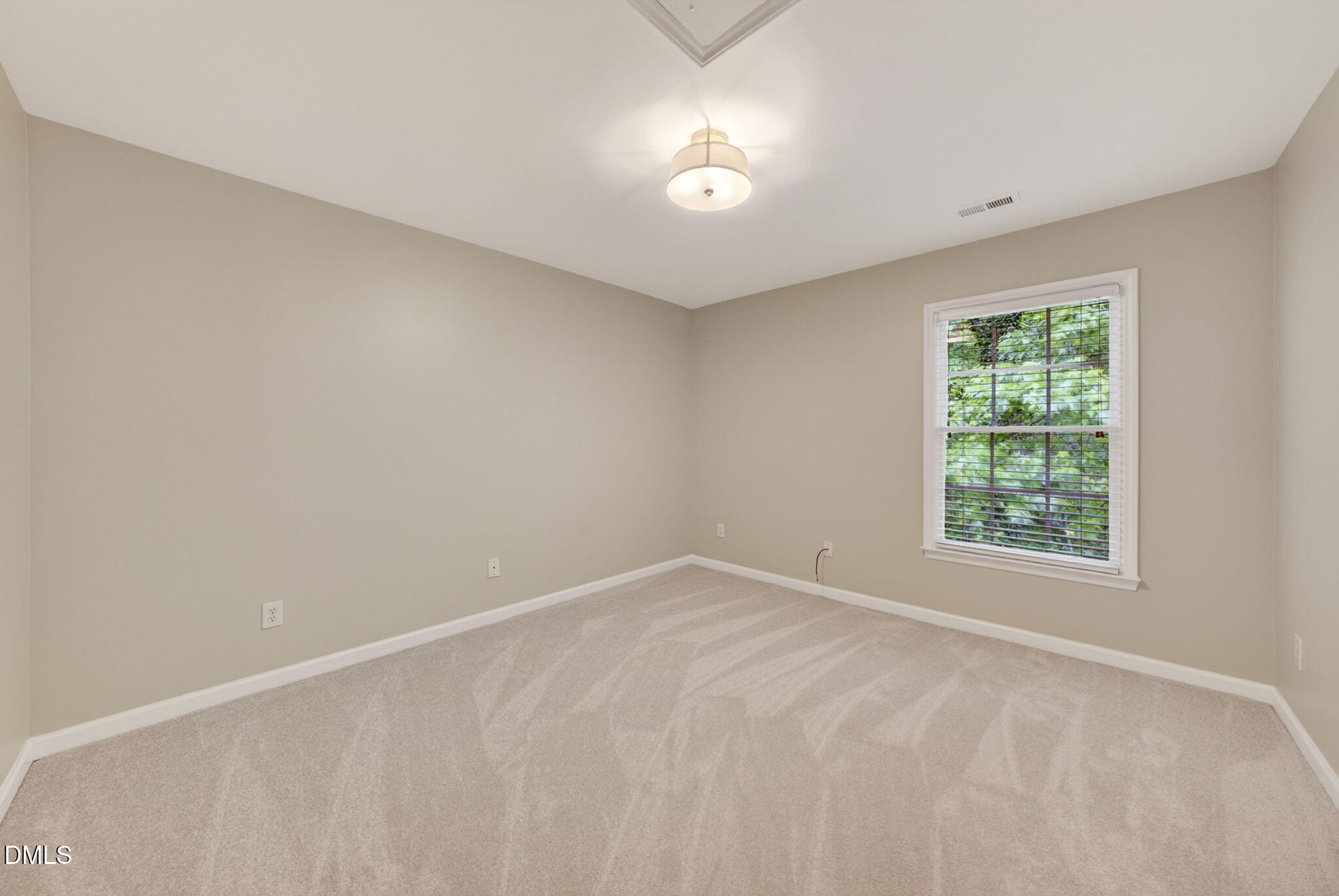 8104 Knebworth Court Property Photo 33