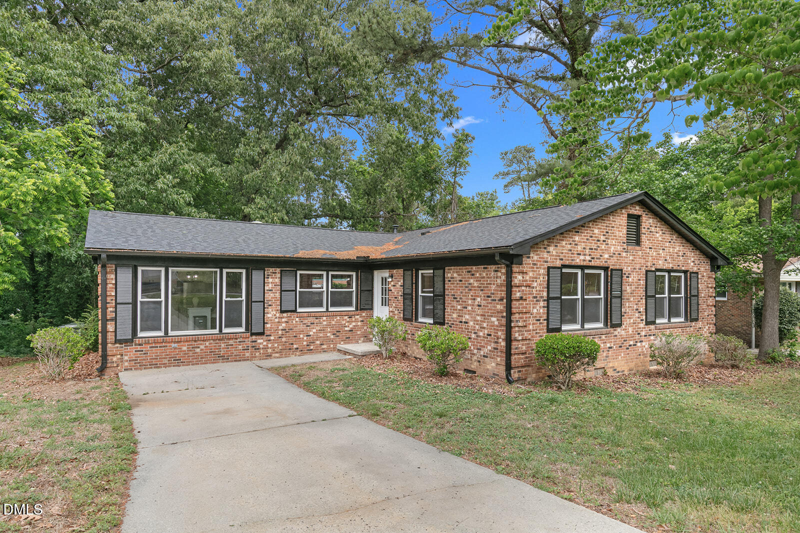 914 Edison Road Property Photo 1