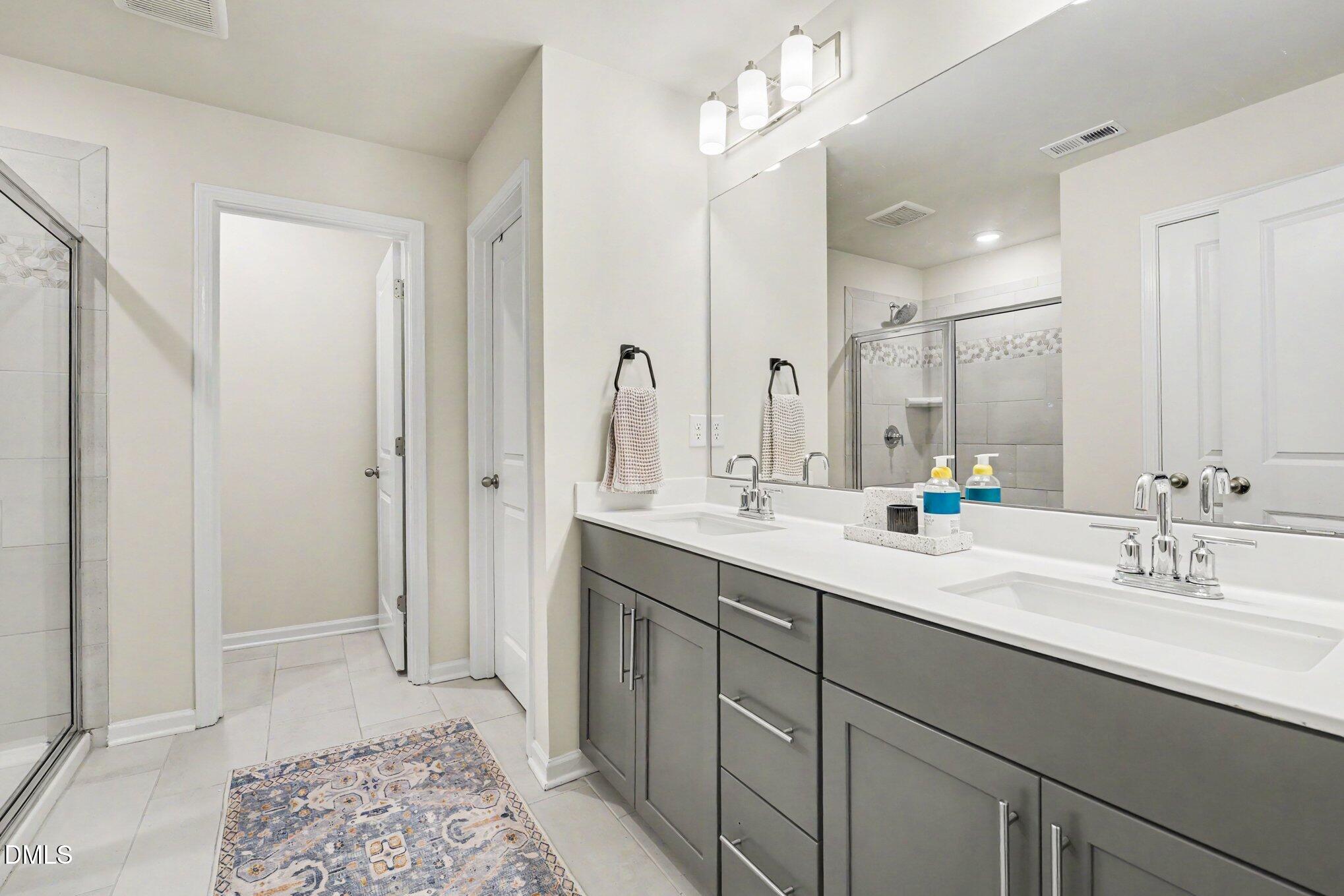 309 Diversity Way Property Photo 23