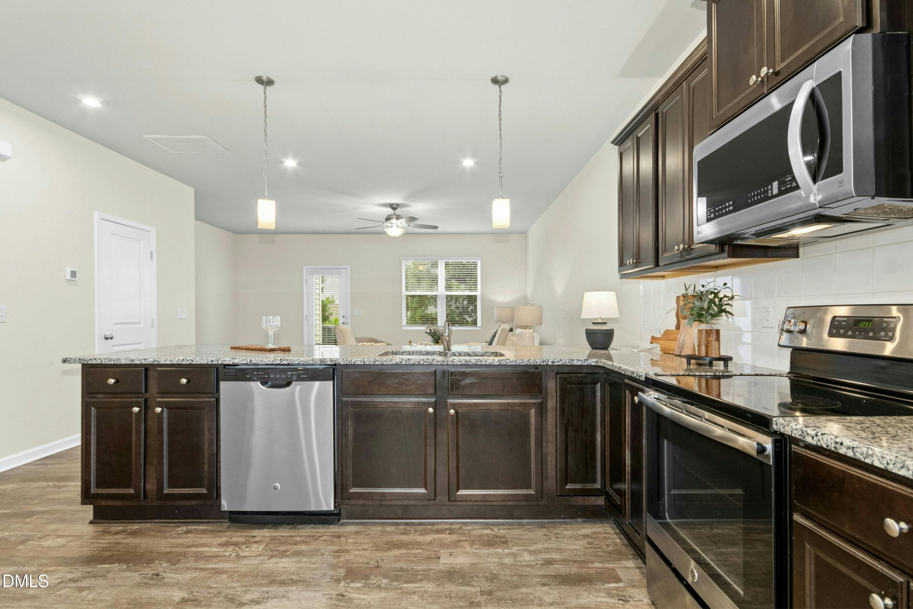 8807 Commons Townes Drive Property Photo 14