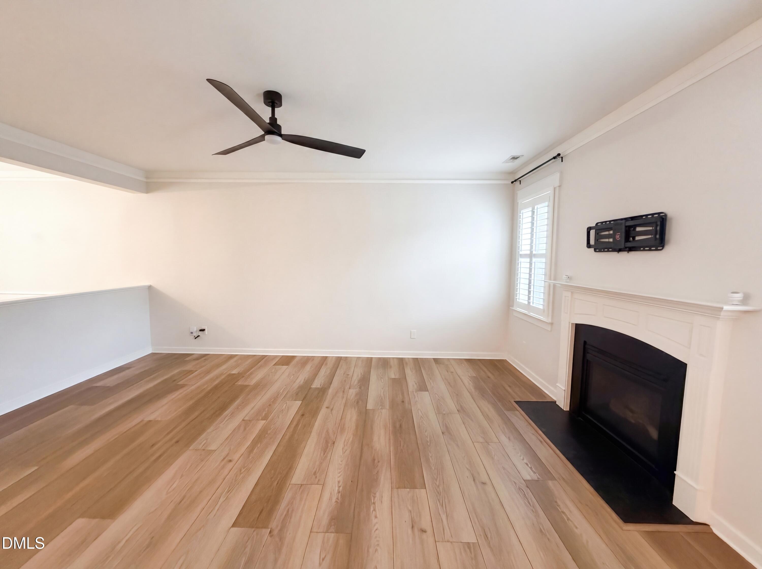 644 Ashe Lake Way Property Photo 6