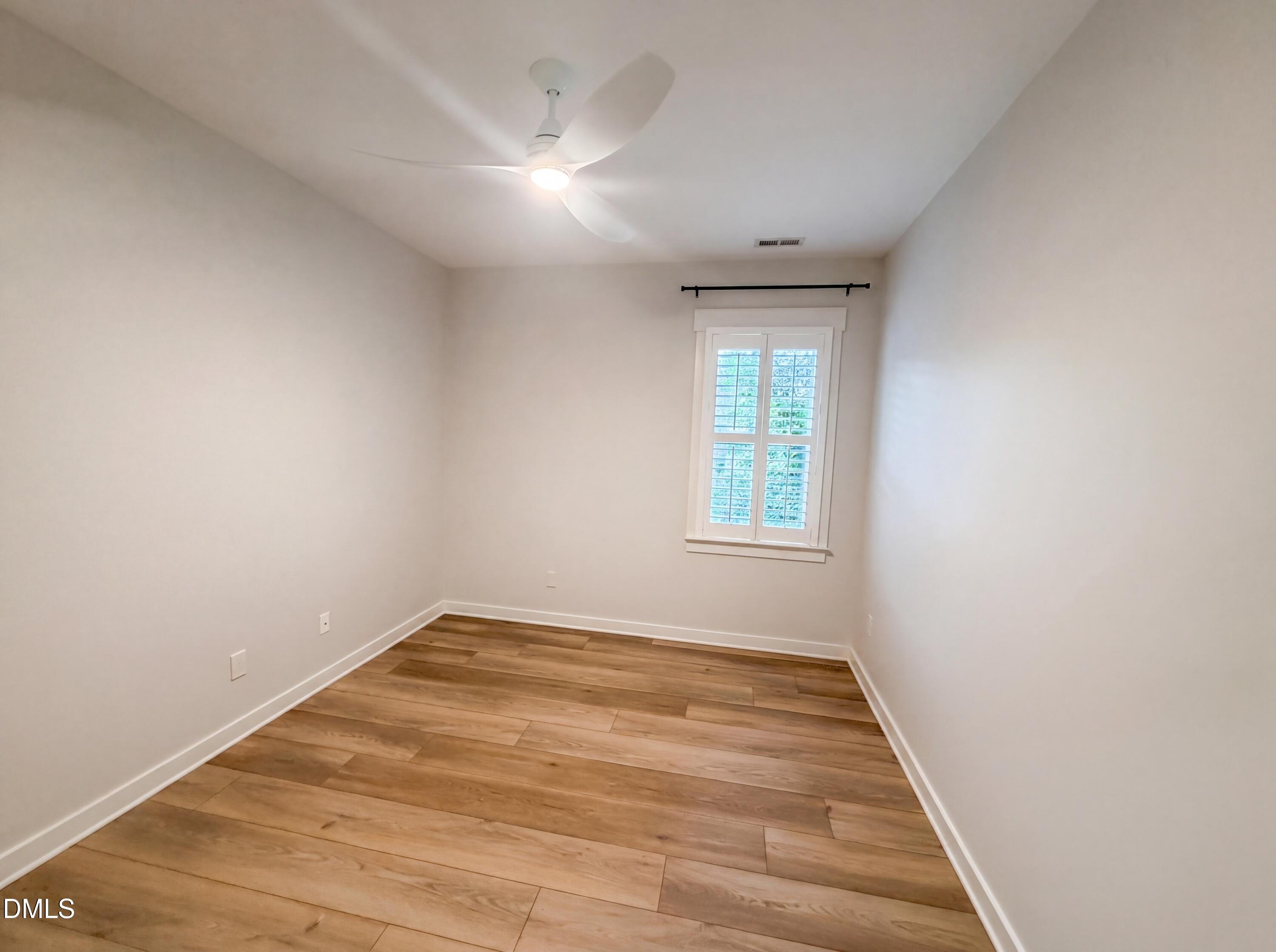 644 Ashe Lake Way Property Photo 8