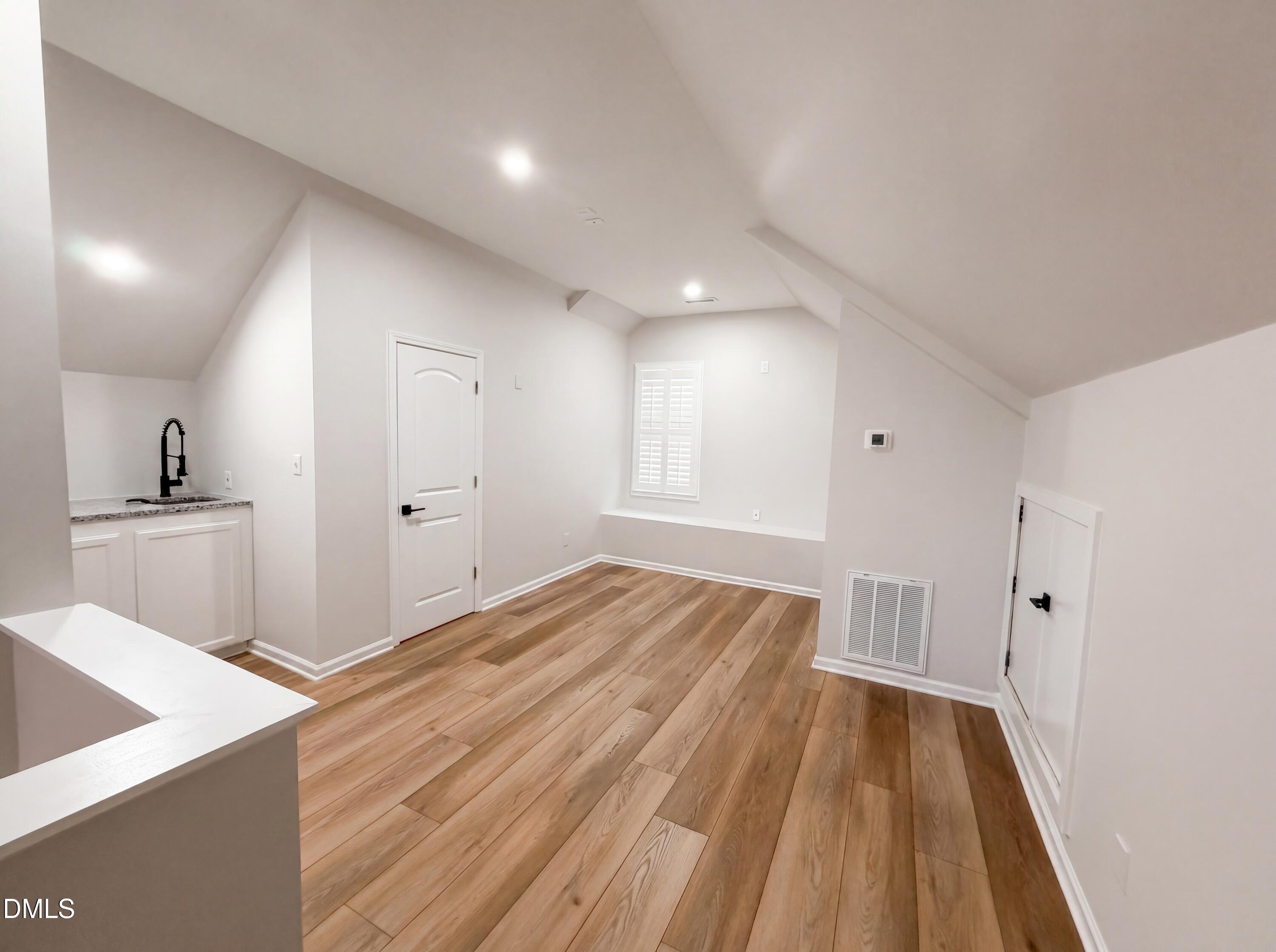 644 Ashe Lake Way Property Photo 14