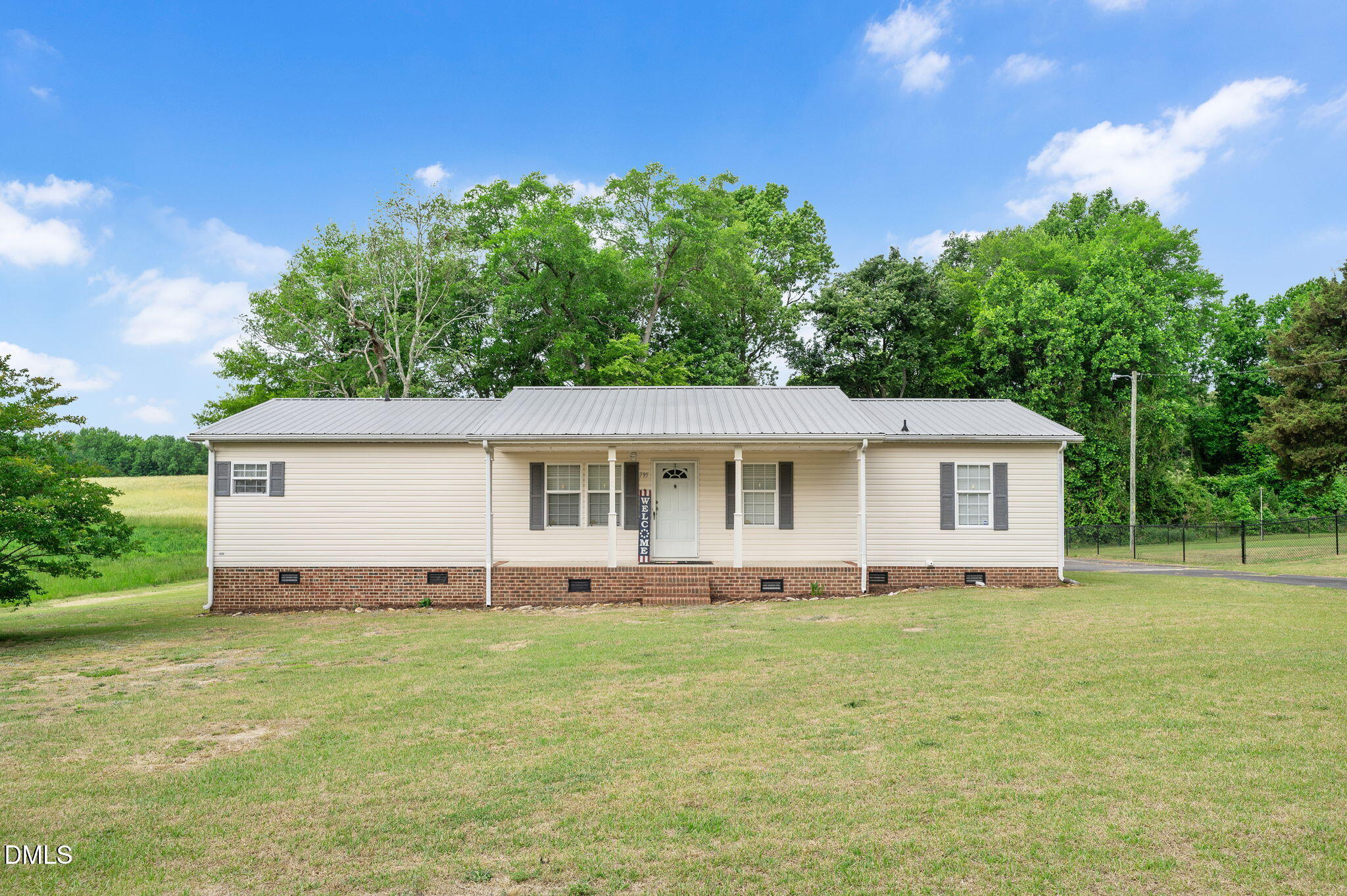 795 Patterson Property Photo 1