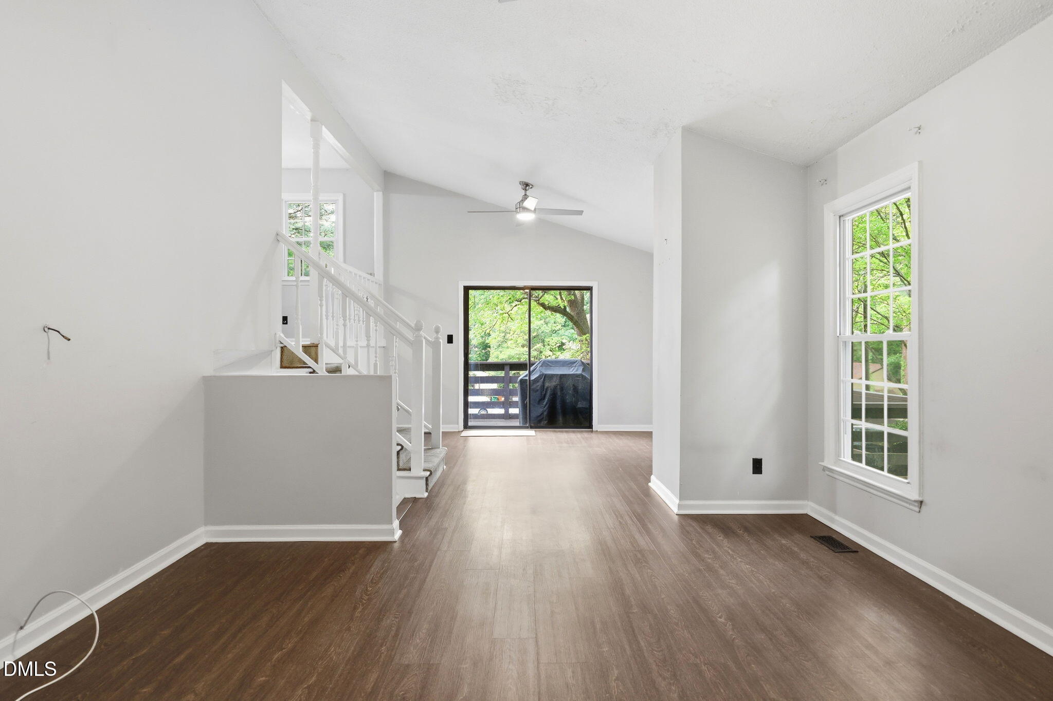 103 Bonnell Court Property Photo 11