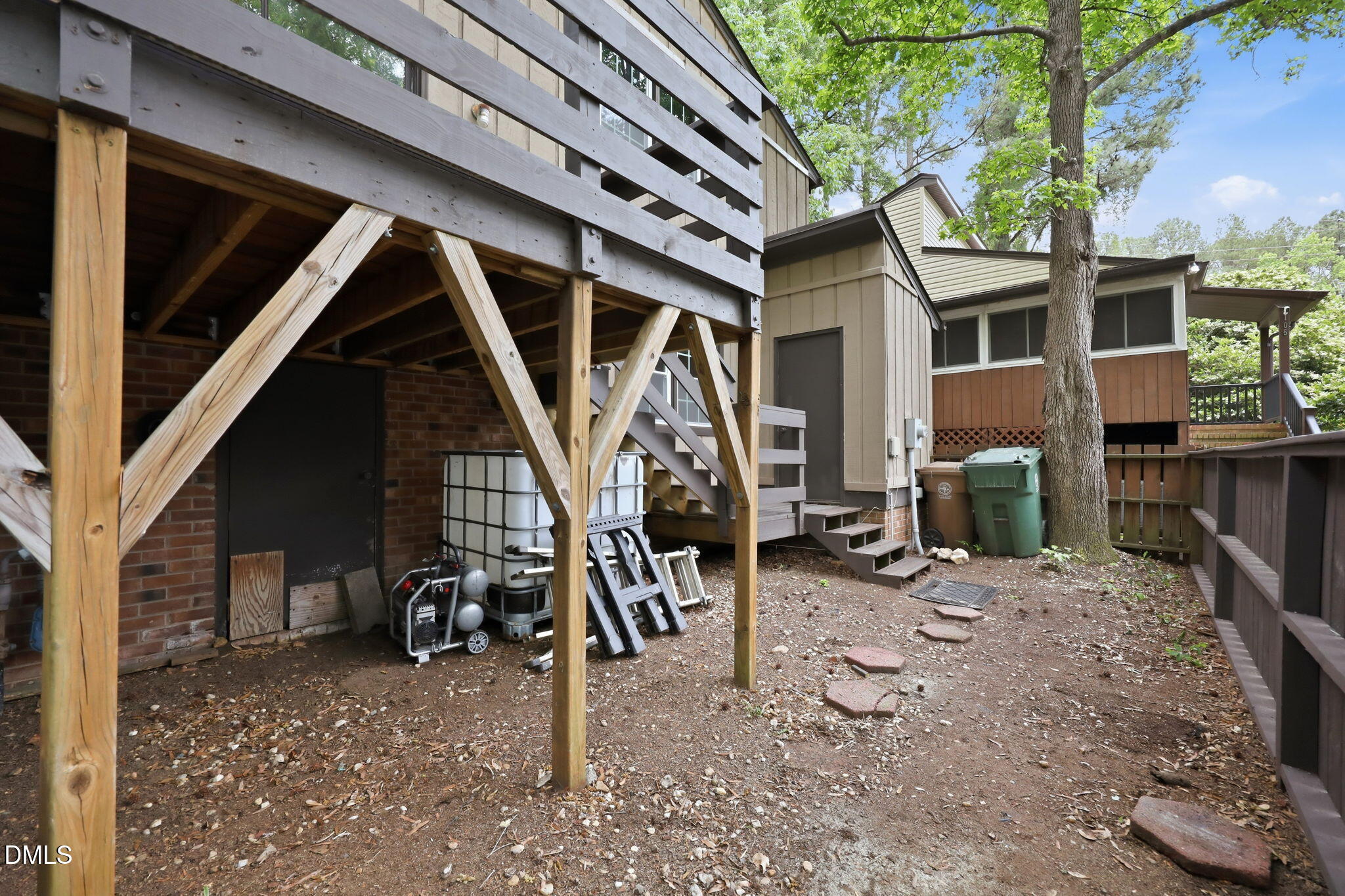 103 Bonnell Court Property Photo 38