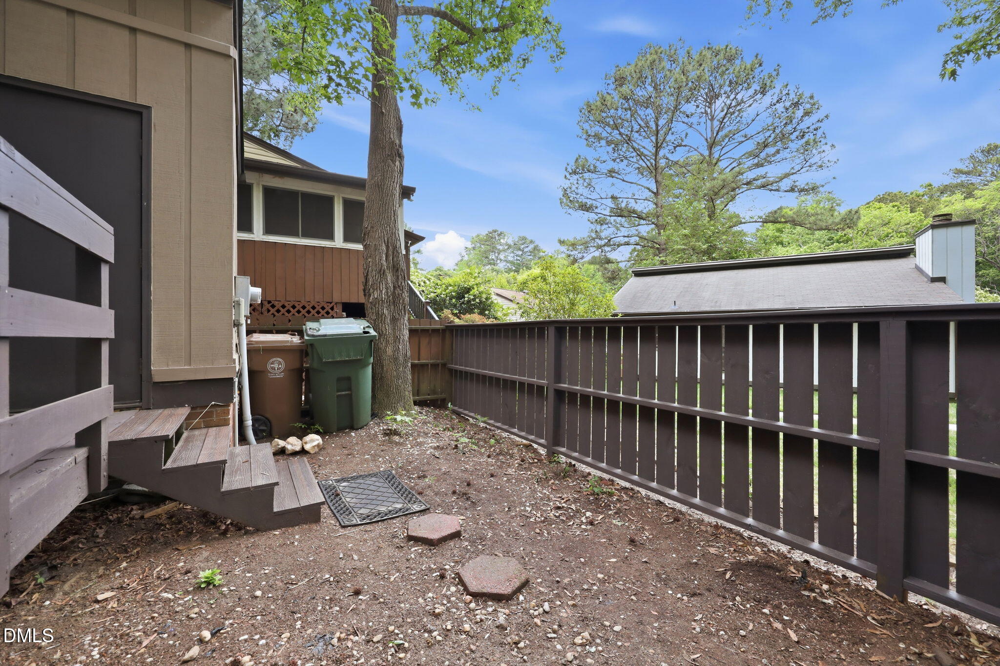 103 Bonnell Court Property Photo 40