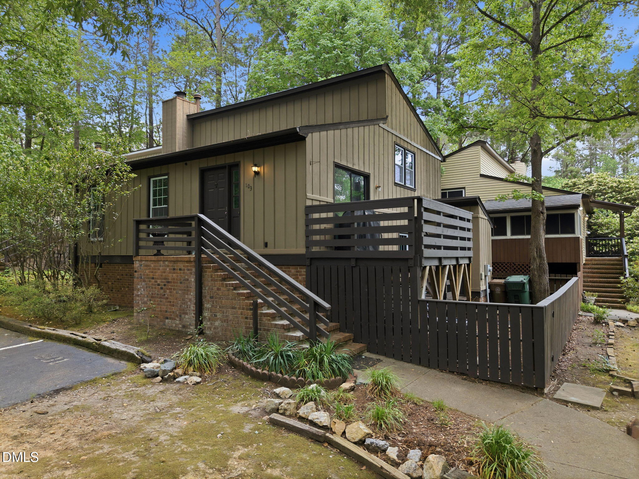 103 Bonnell Court Property Photo 41