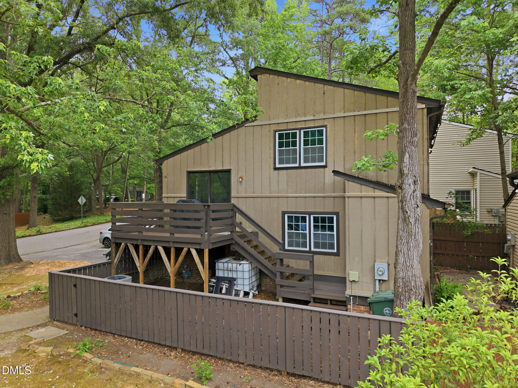 103 Bonnell Court Property Photo 43