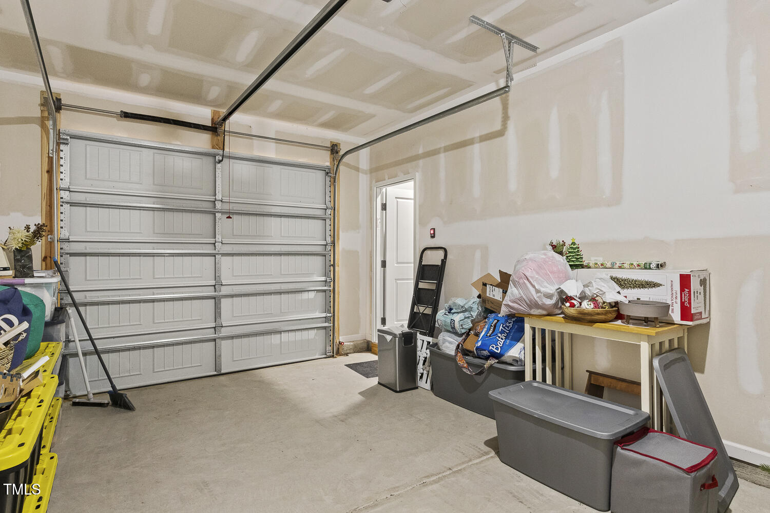 9844 Bitter Melon Drive Property Photo 18