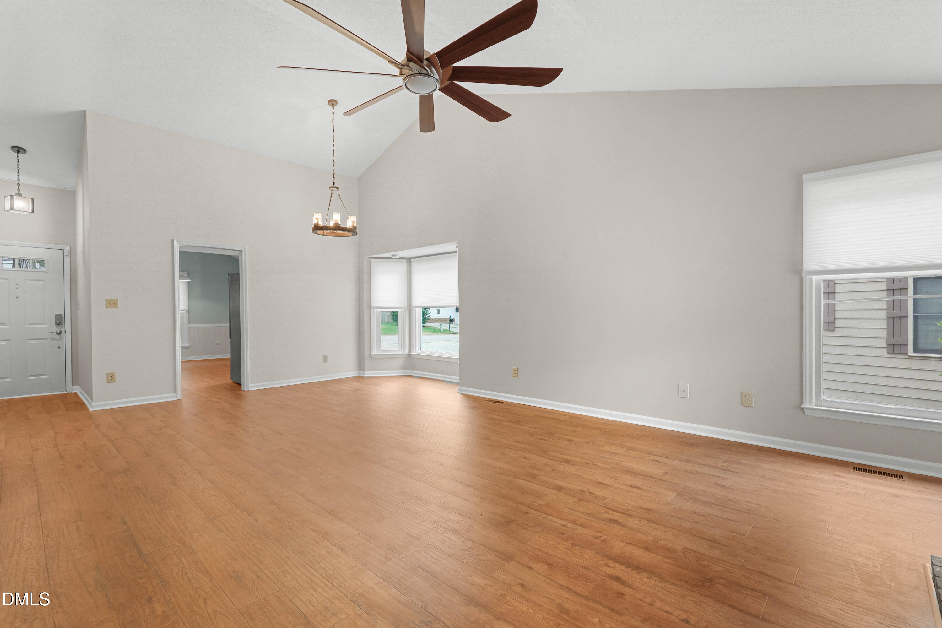 1404 Morningsdale Drive Property Photo 8
