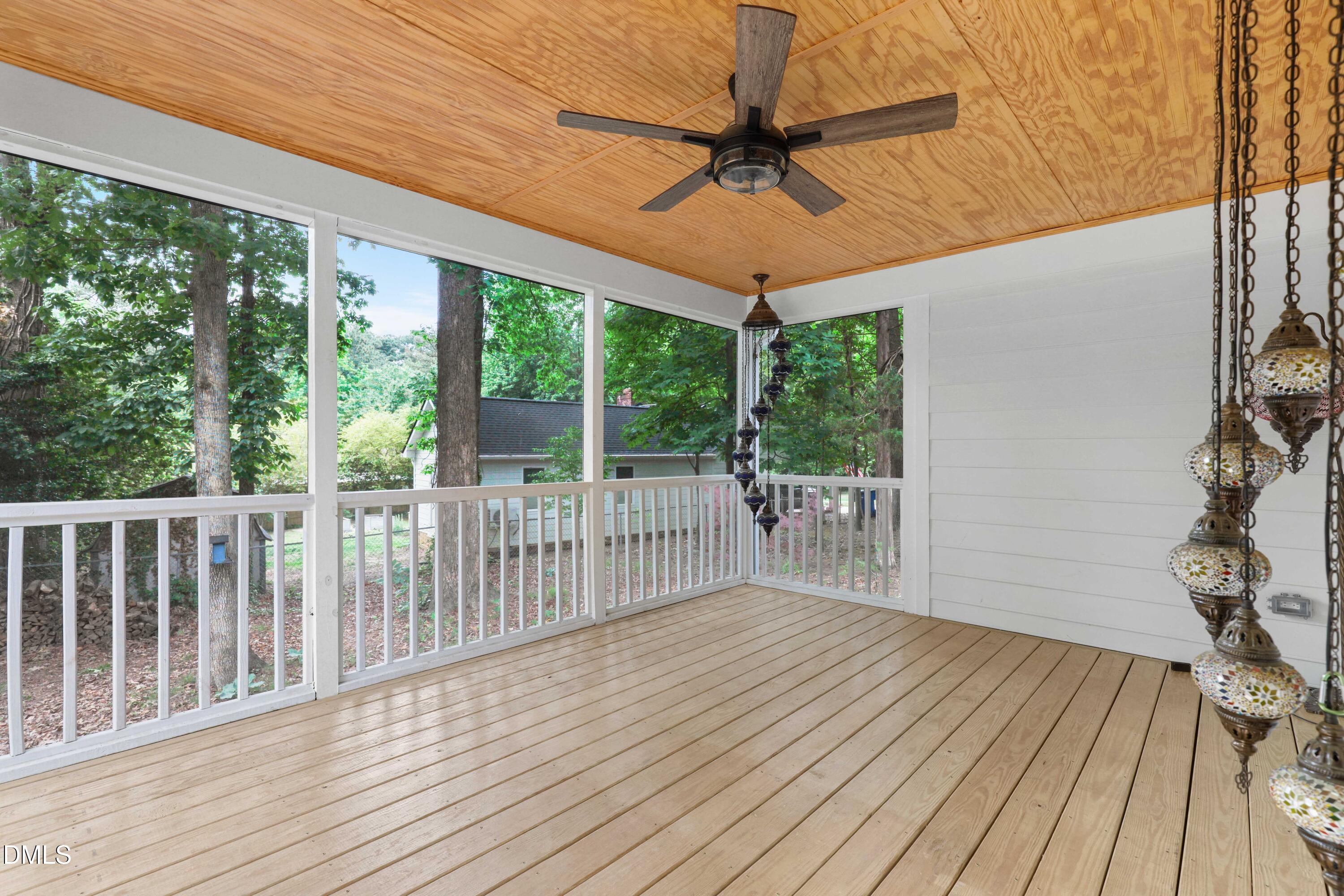 1404 Morningsdale Drive Property Photo 27