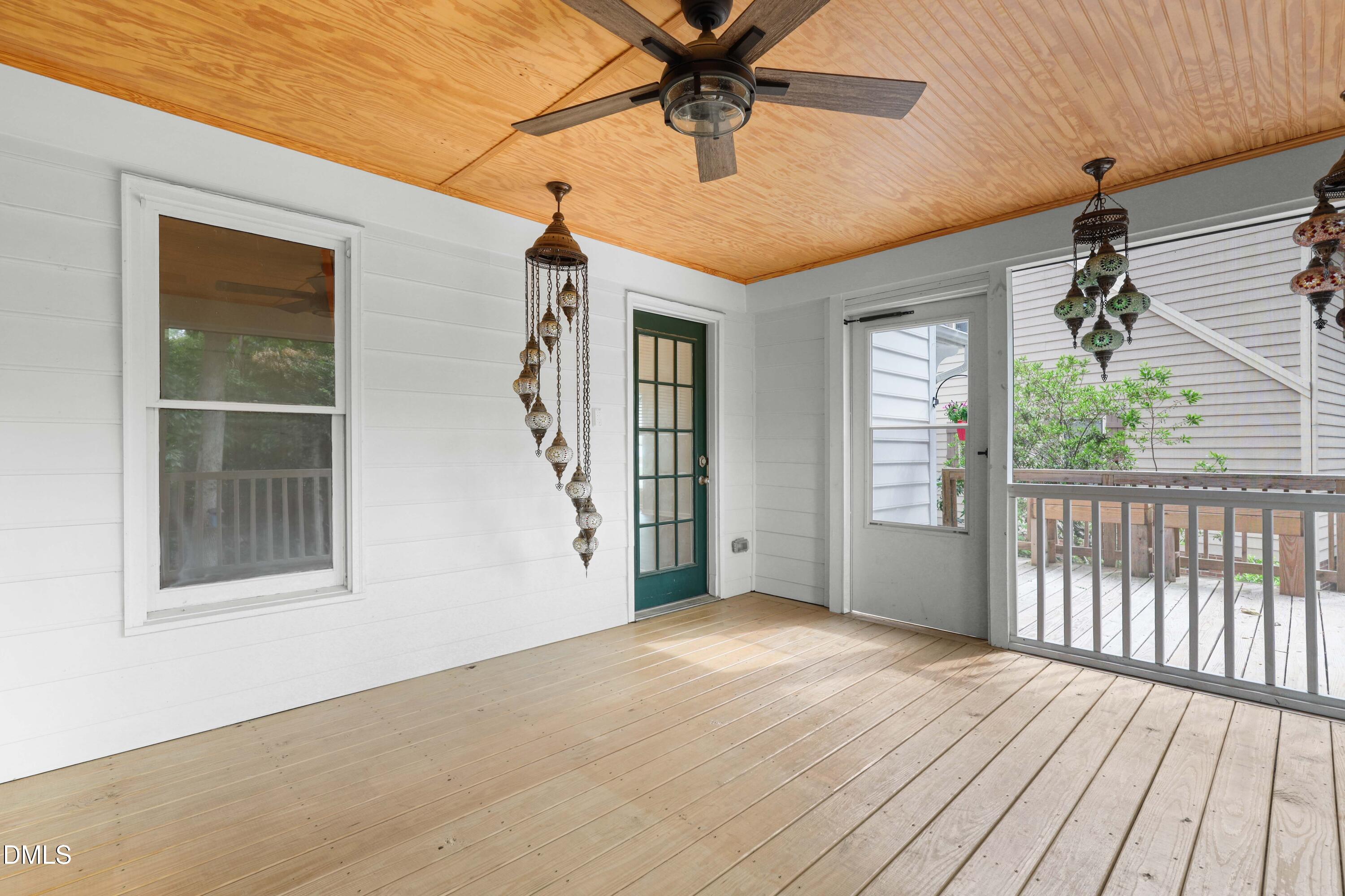 1404 Morningsdale Drive Property Photo 28