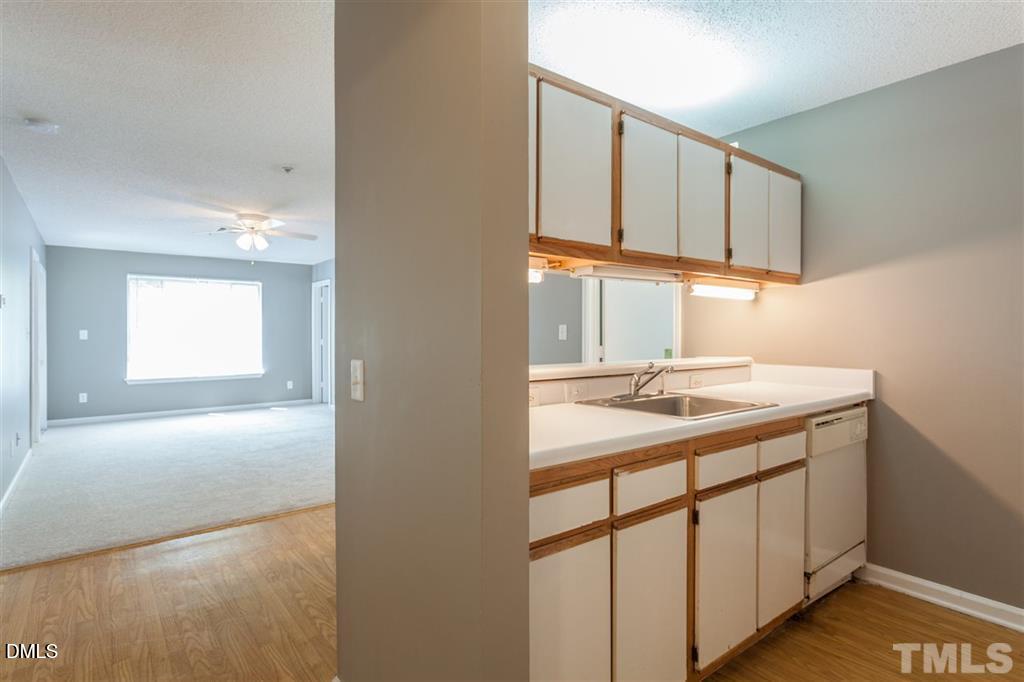 1521 Graduate Lane 101 Property Photo 8