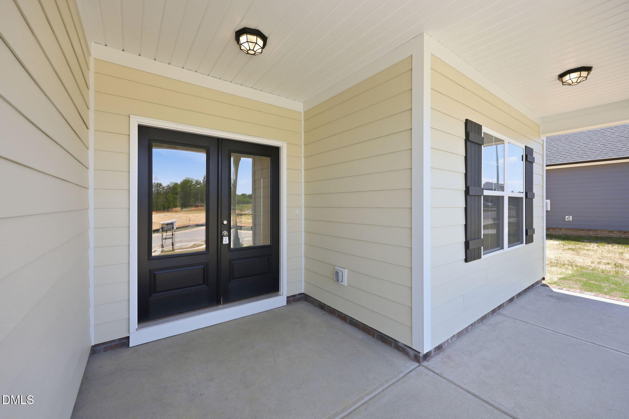 126 Grinnell Loop Property Photo 5
