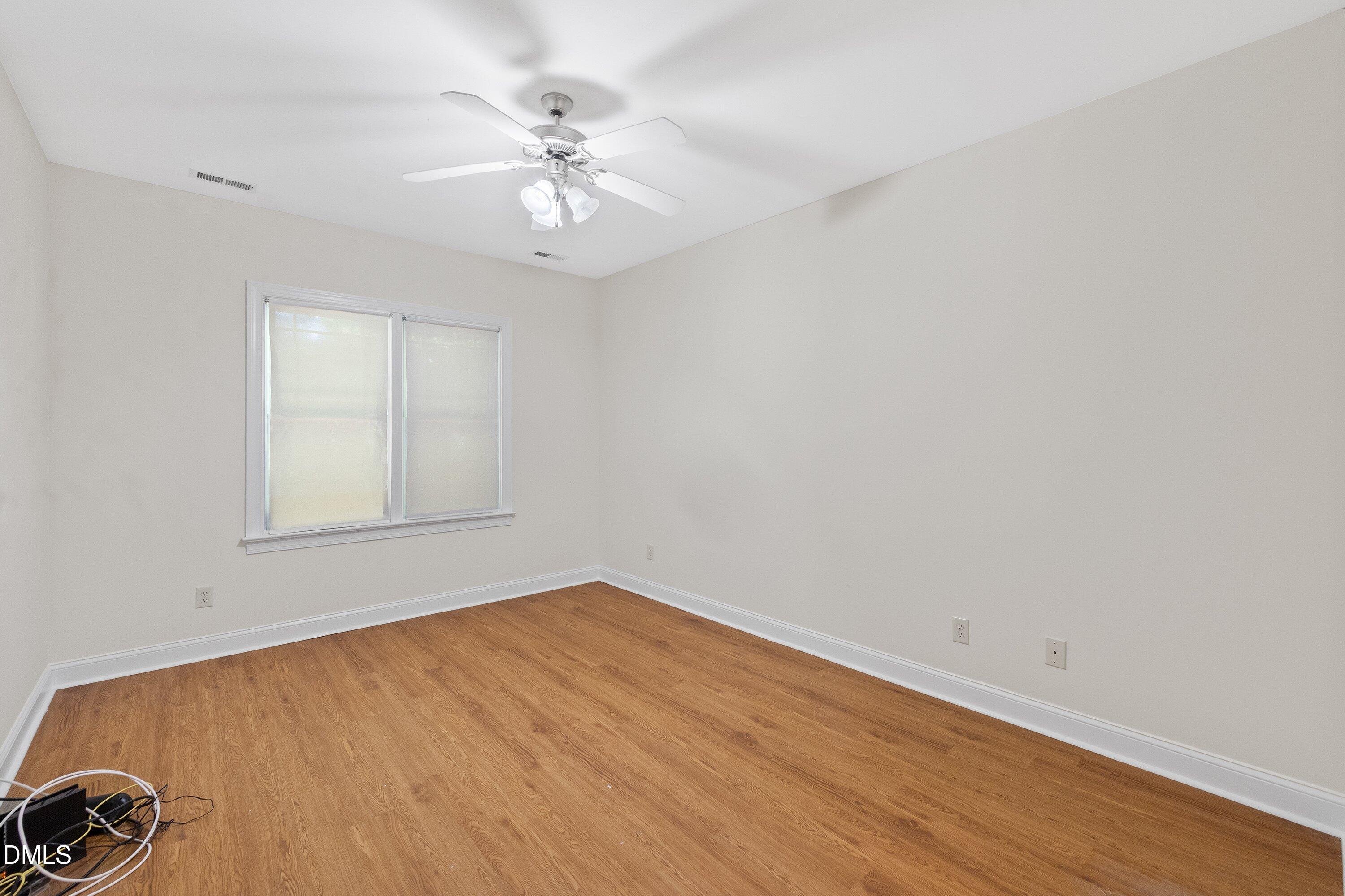303 Nostalgia Lane Property Photo 18