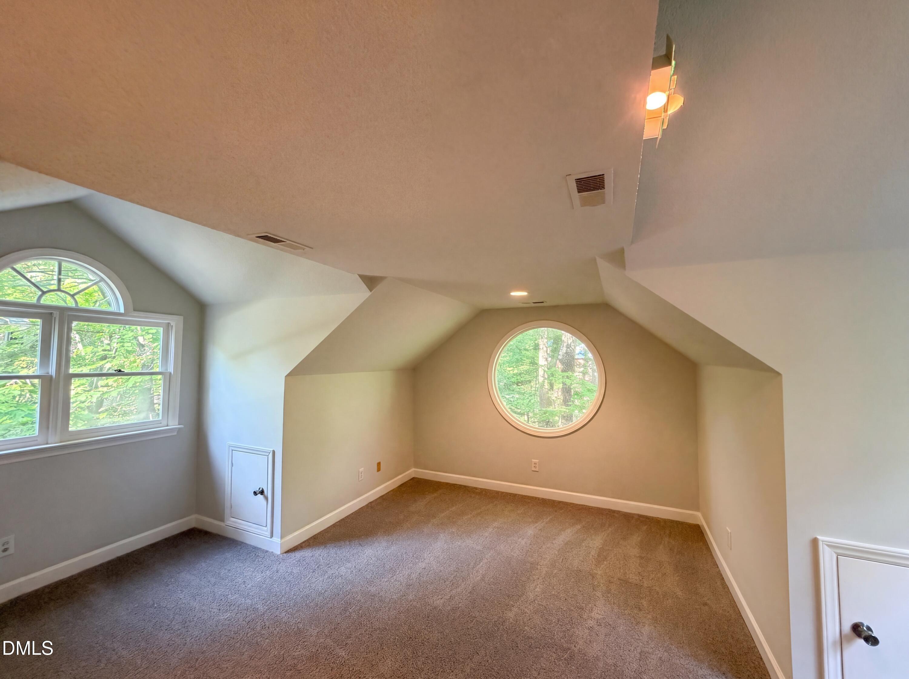 6104 Crupper Court Property Photo 7
