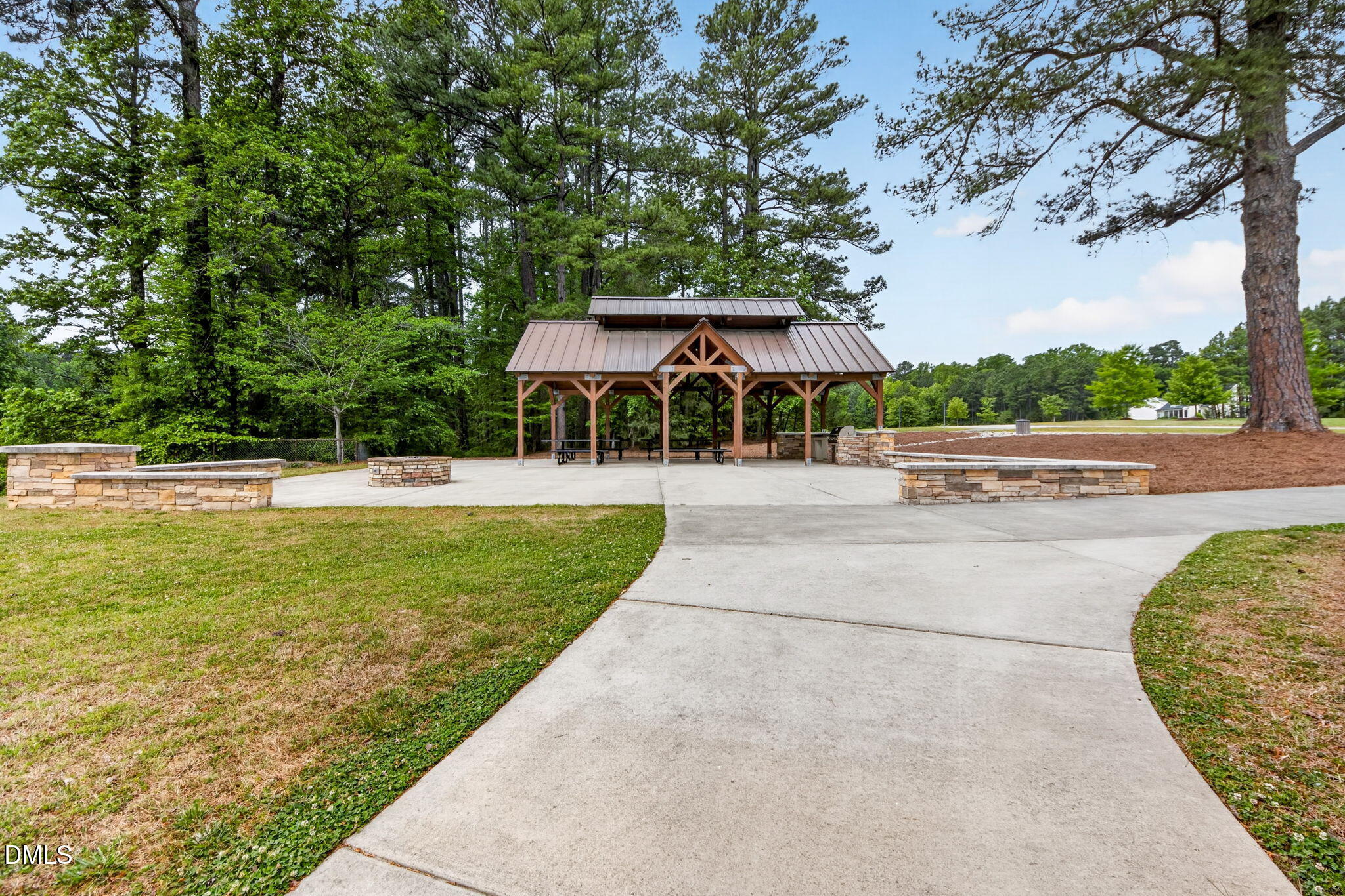 2114 Meadowcreek Drive Property Photo 46