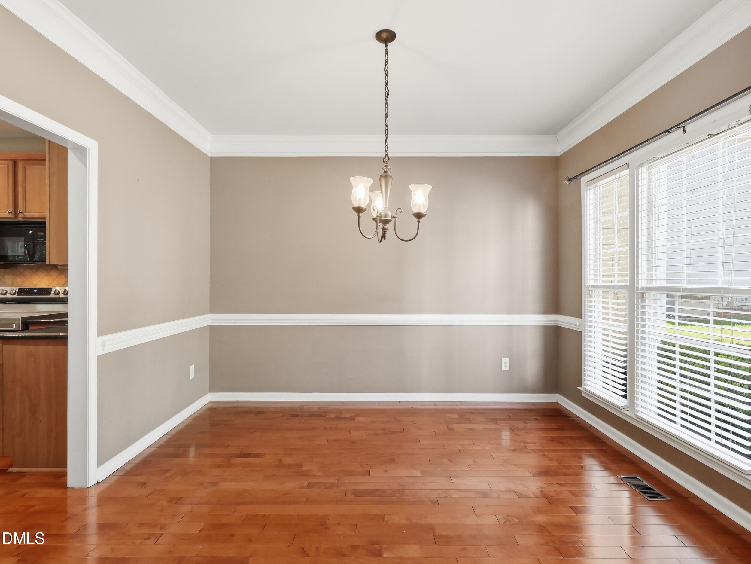 1618 Crystal Creek Drive Property Photo 6