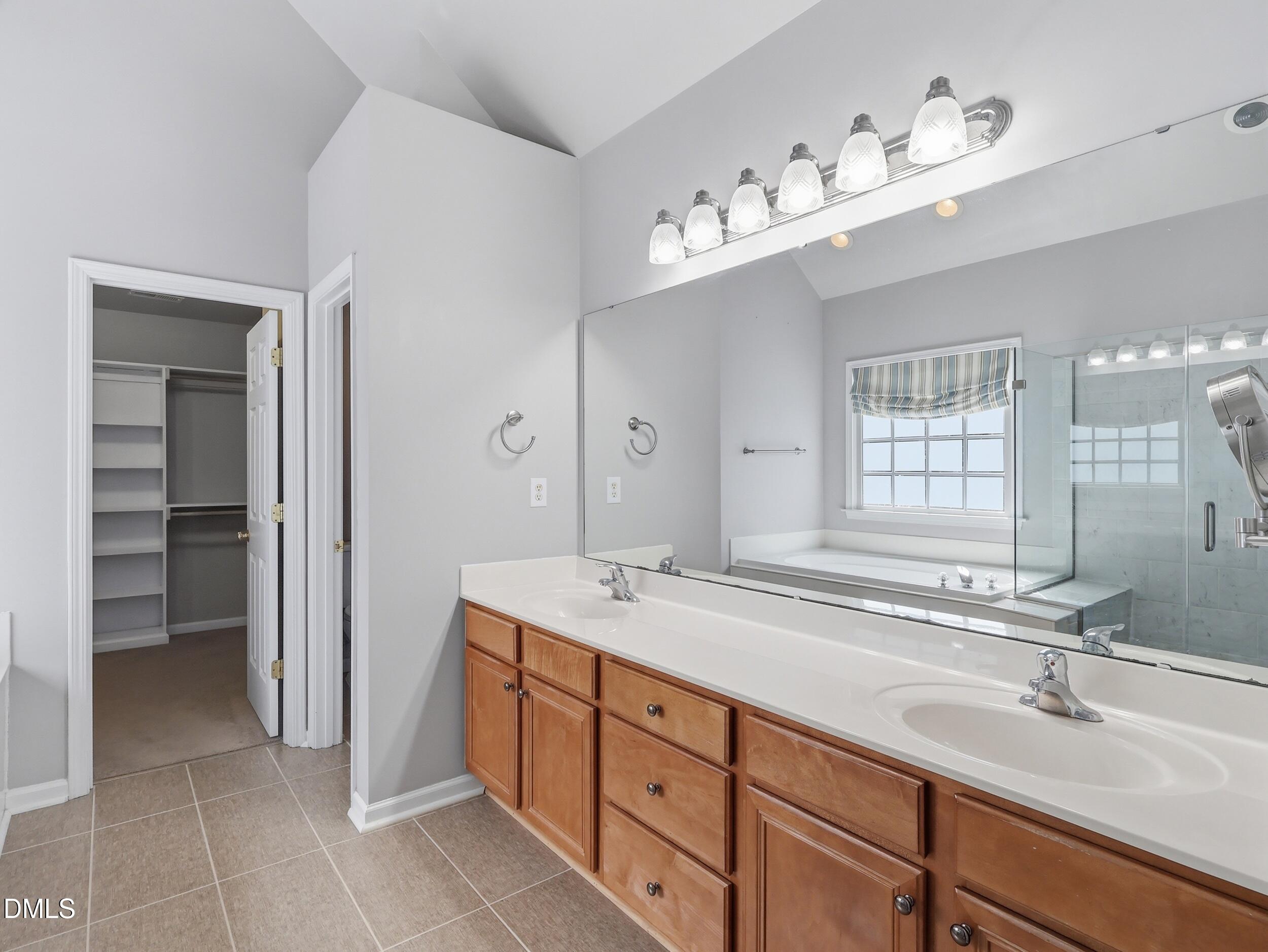 1618 Crystal Creek Drive Property Photo 16