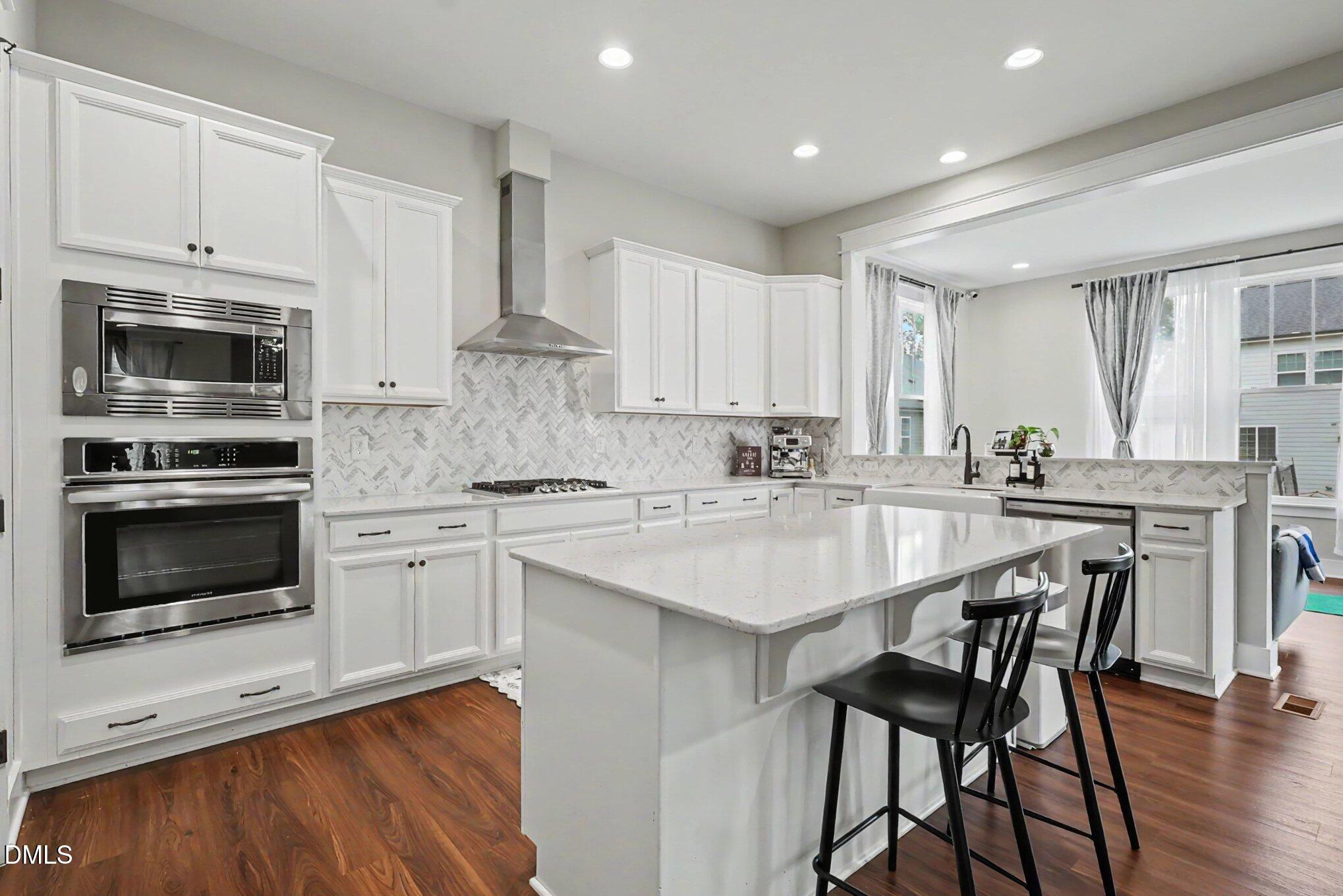 1105 Crested Jay Drive Property Photo 5