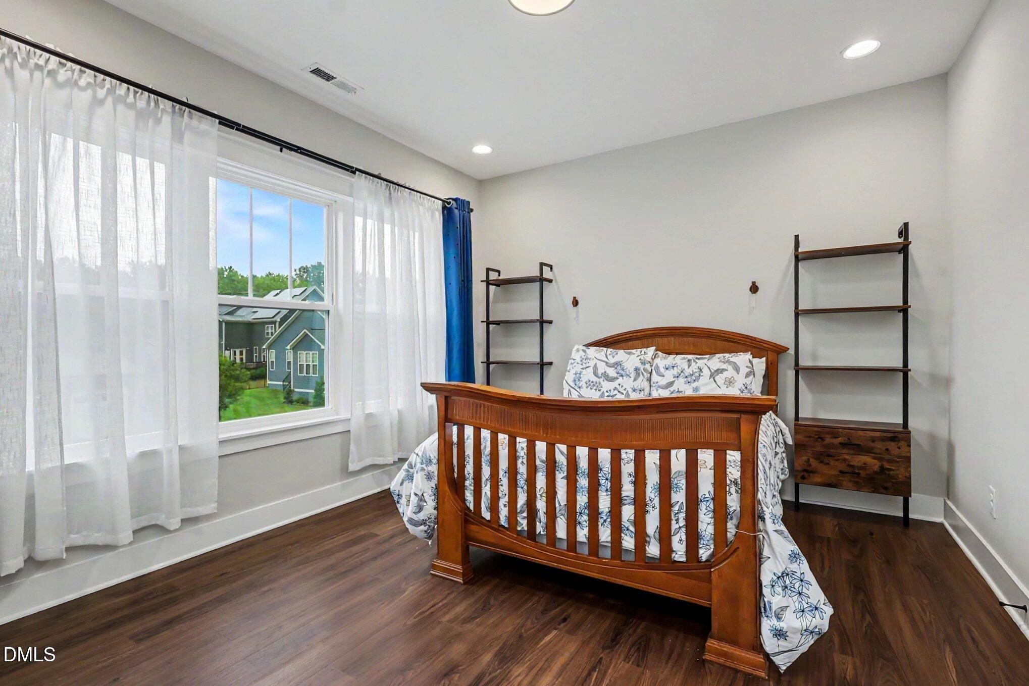 1105 Crested Jay Drive Property Photo 27