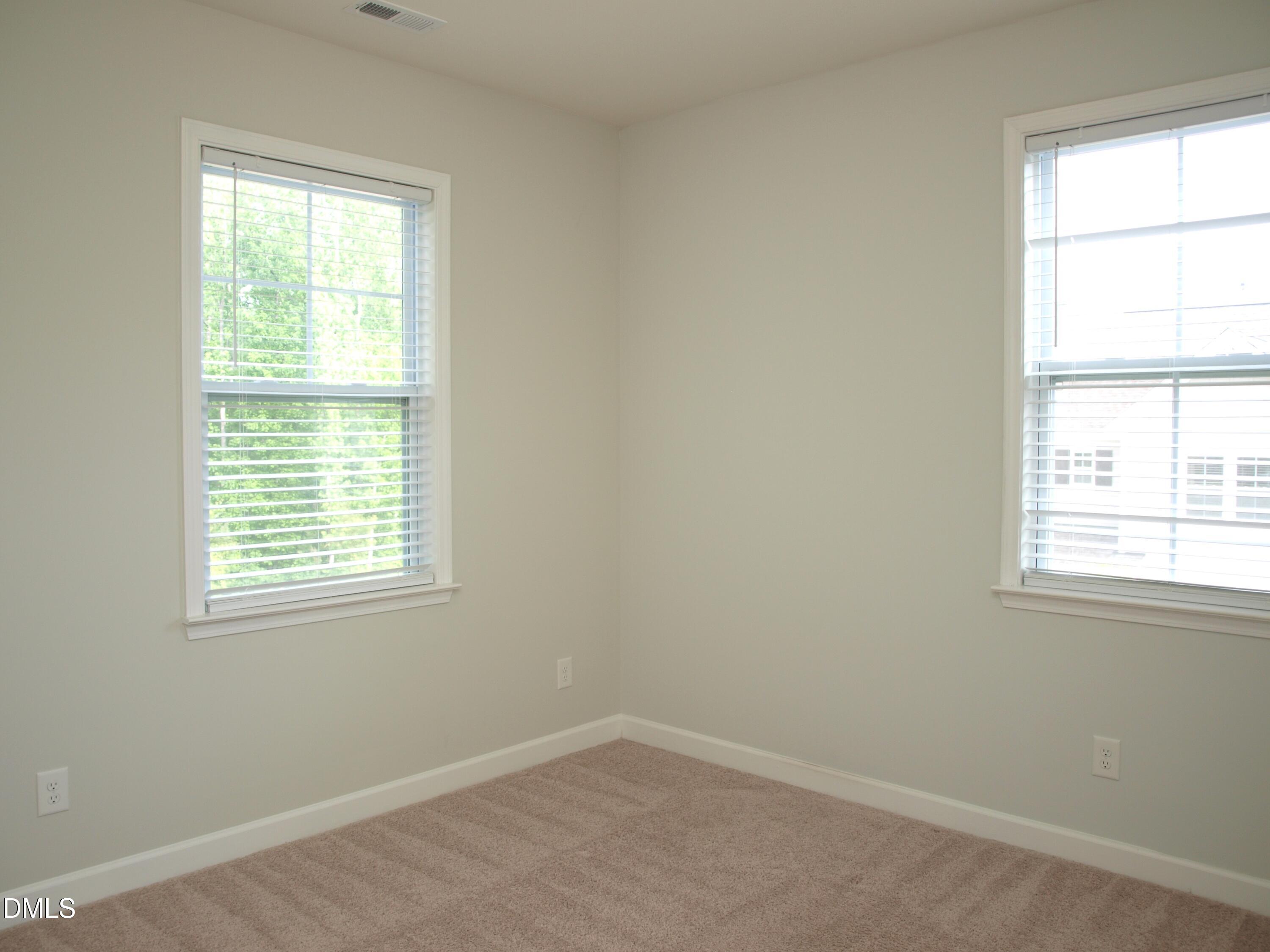 717 Carraway Garden Drive Property Photo 16